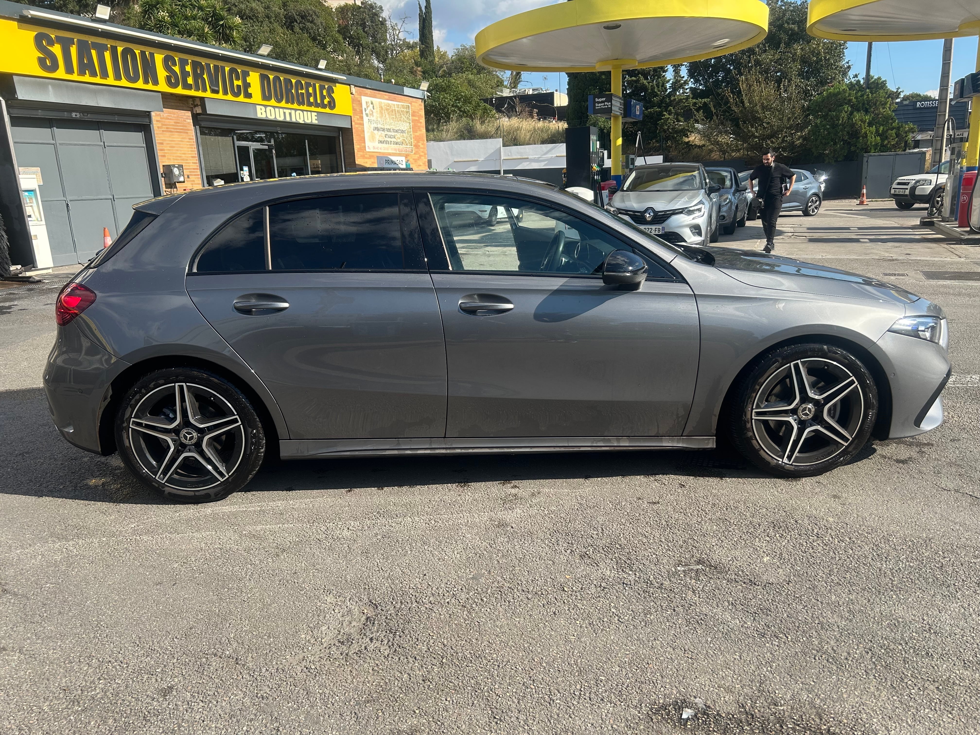 Mercedes-Benz Classe A 180 avec Apple CarPlay