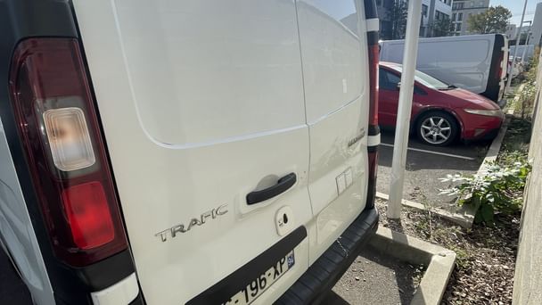 Renault Trafic Louez dans Bordeaux – Pratique, économique et accessible 24h/24 avec B’Rent ! avec Régulateur de vitesse