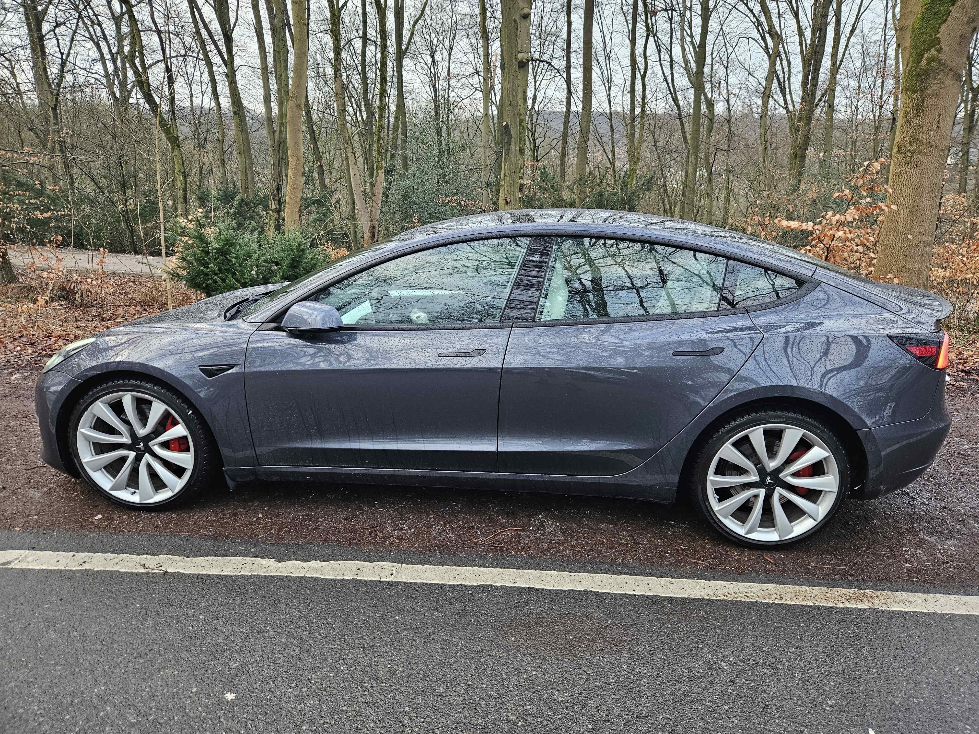 Tesla Model 3 mit Klimaanlage