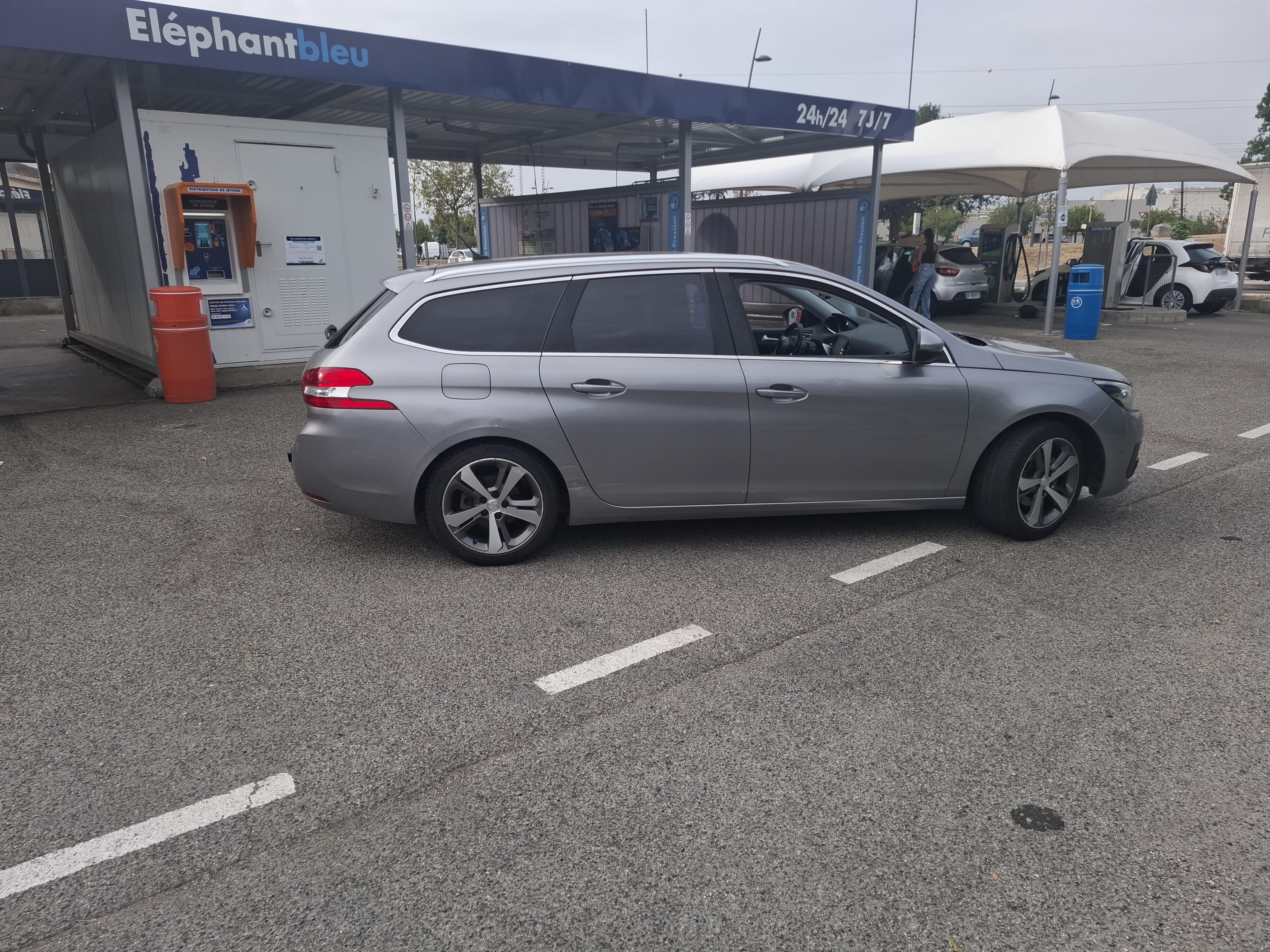 Peugeot 308 SW avec Climatisation
