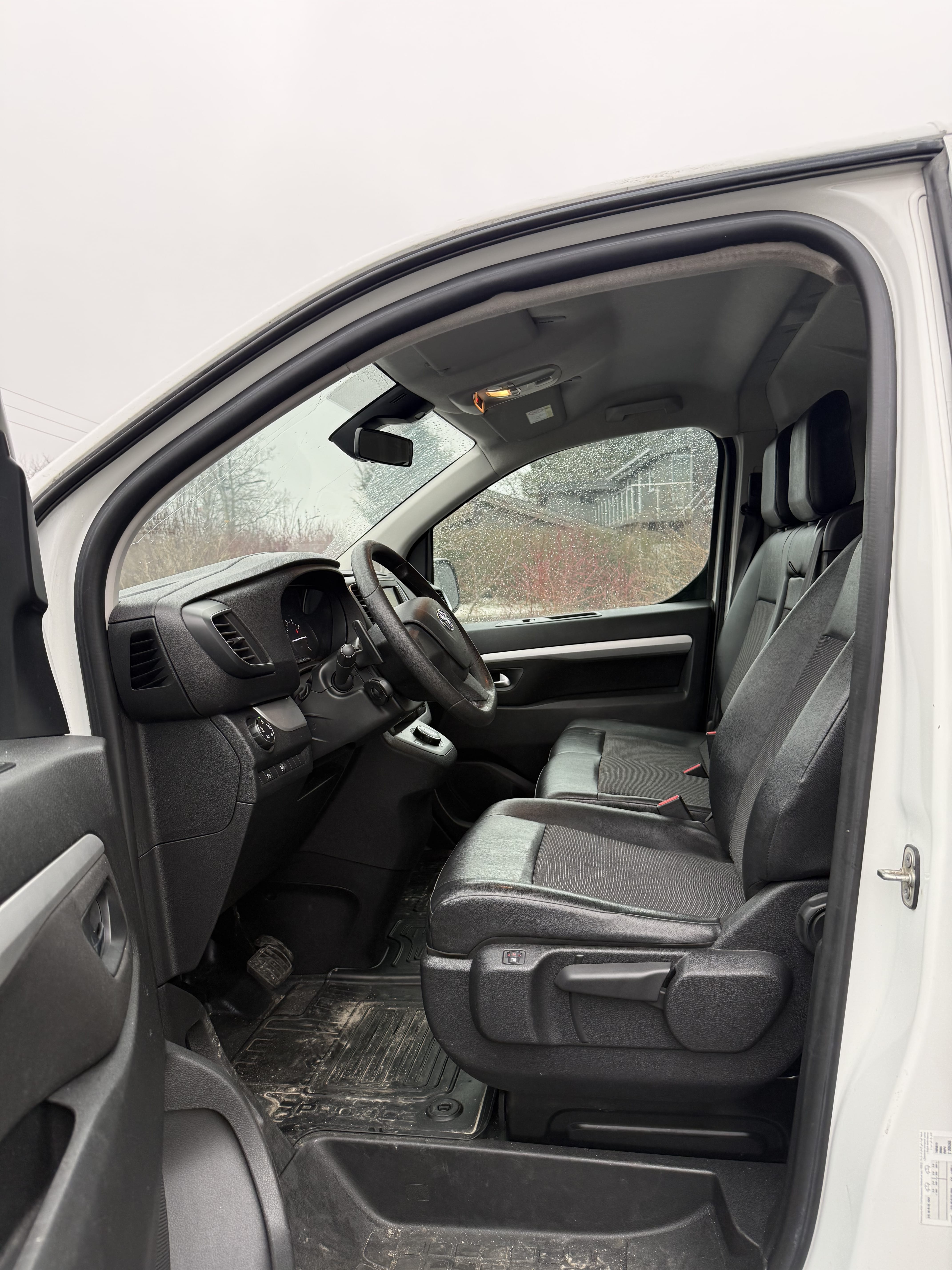 Toyota Proace Varebil med Vinterdekk