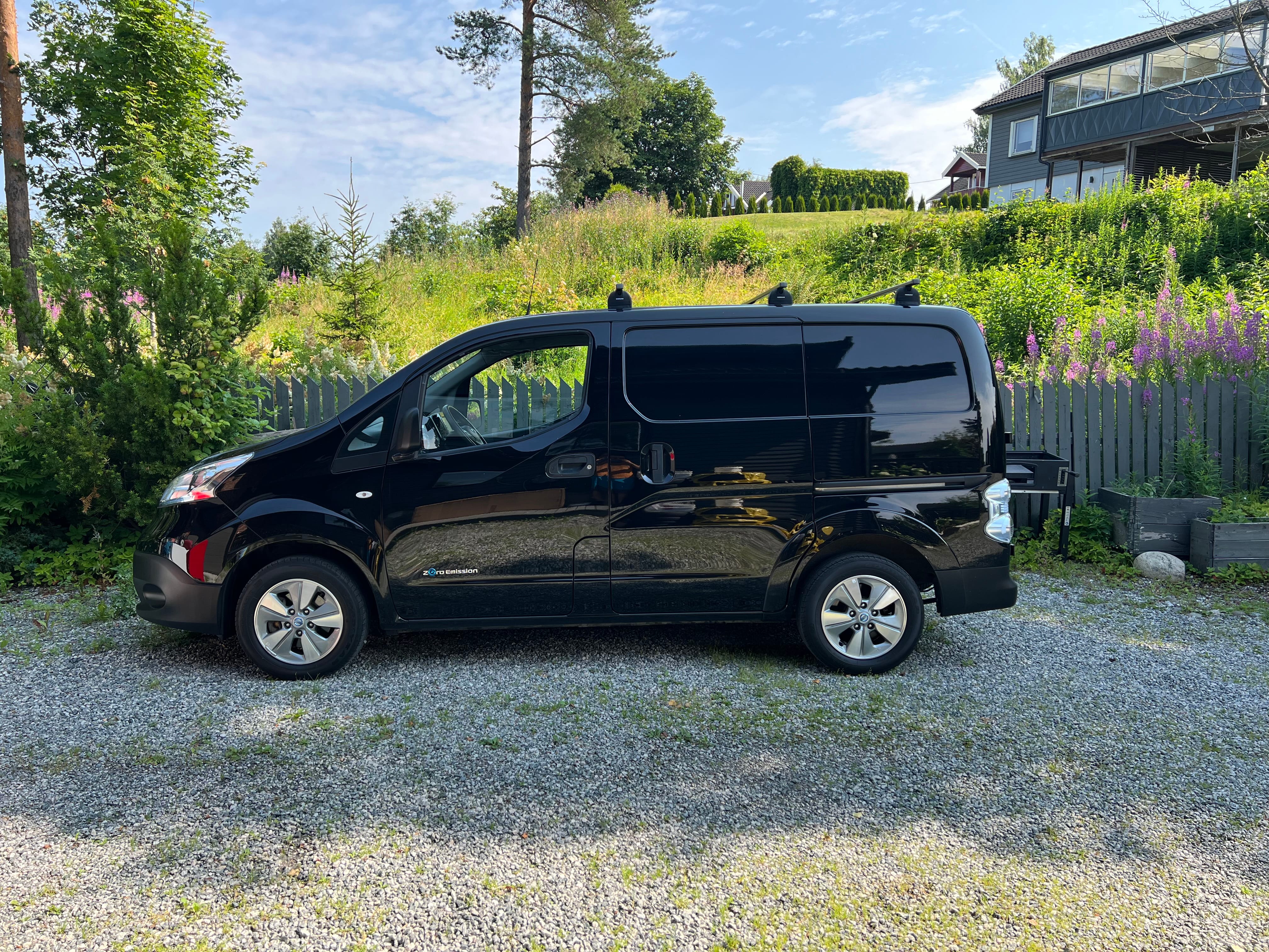 Nissan e-NV200 Varebil med Aircondition
