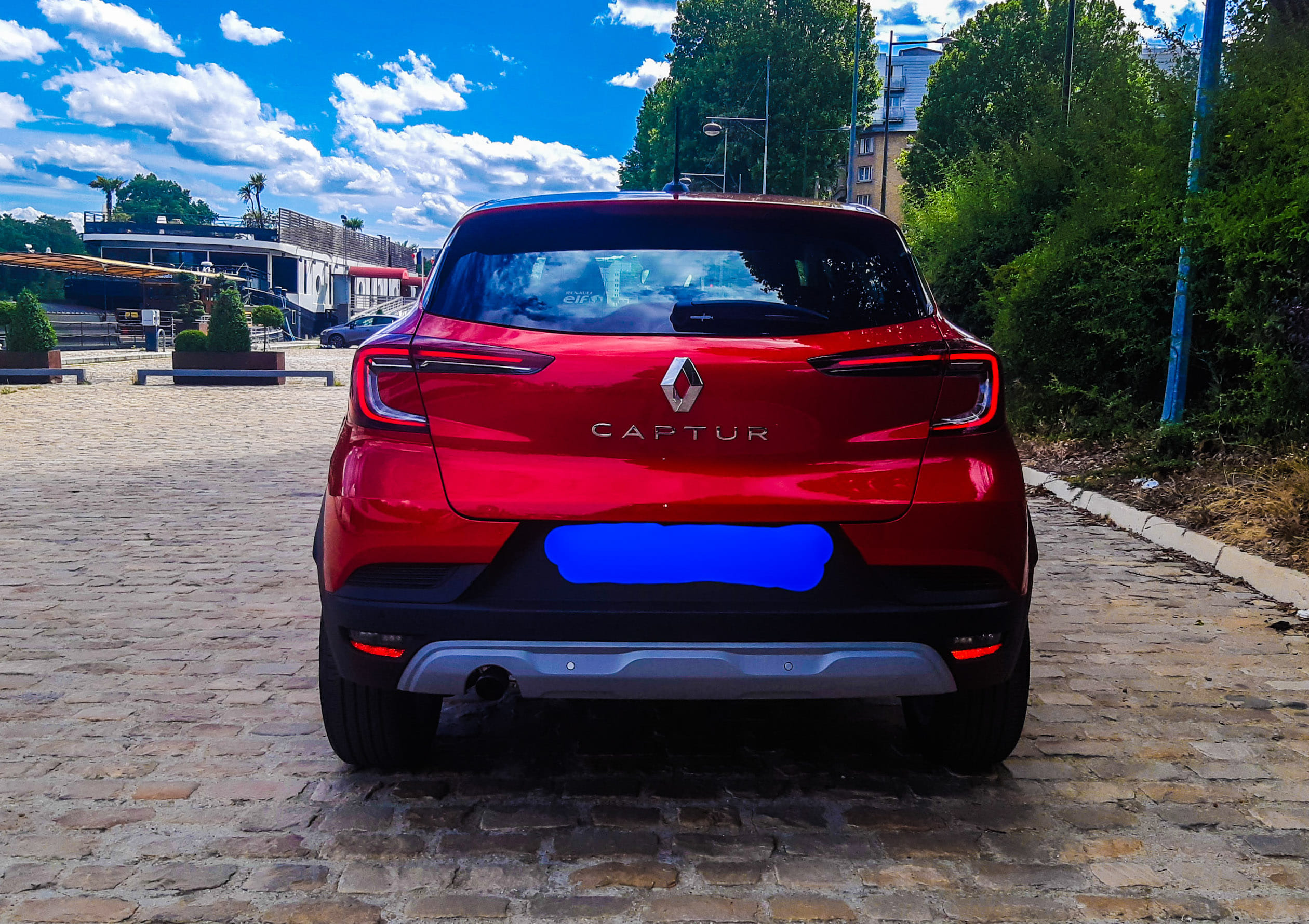 Renault Captur (FQ269) TCe 130 Boite Auto EDC (clim, régulateur, bluetooth, ...) rouge #db avec Régulateur de vitesse