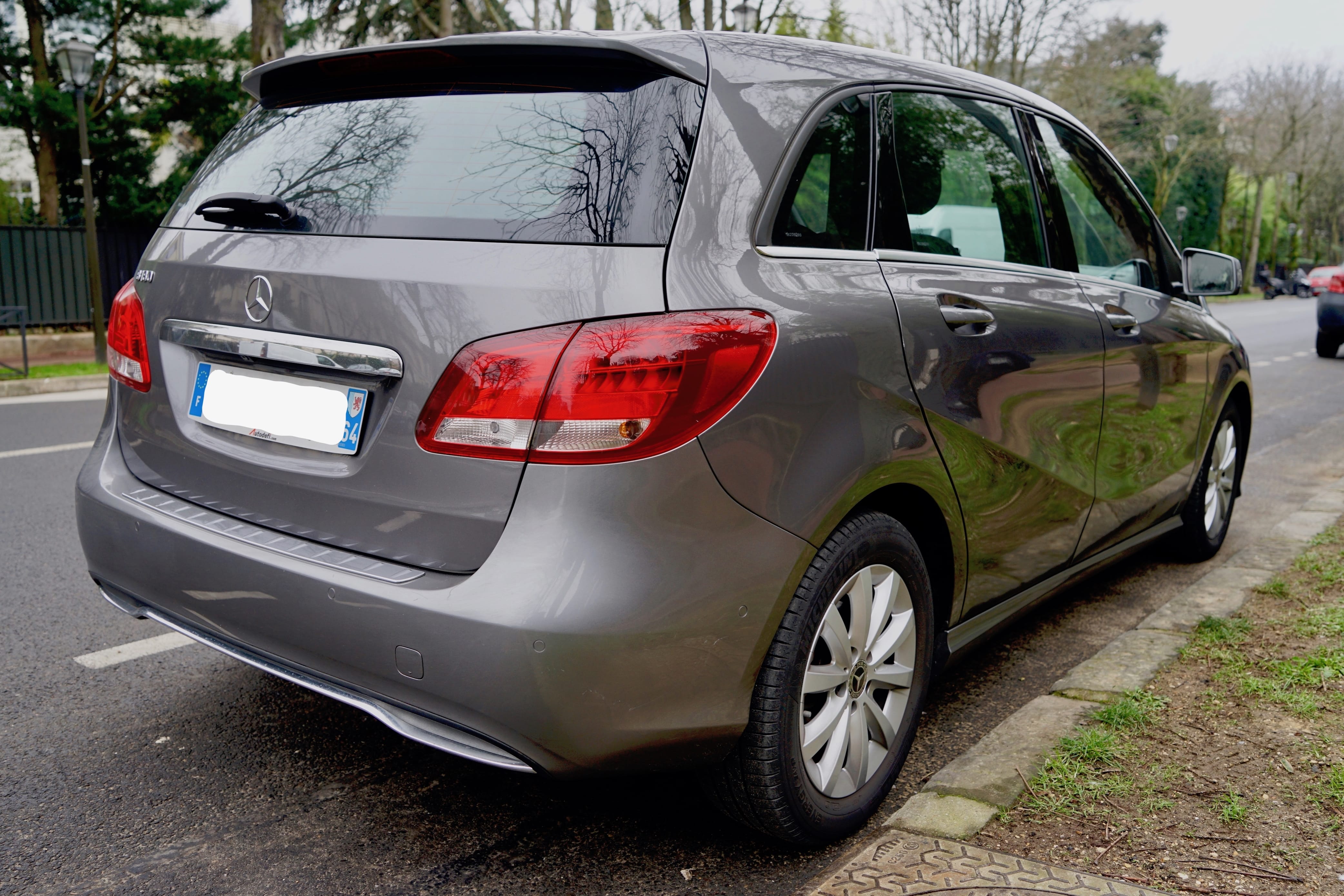 Mercedes-Benz Classe B avec GPS