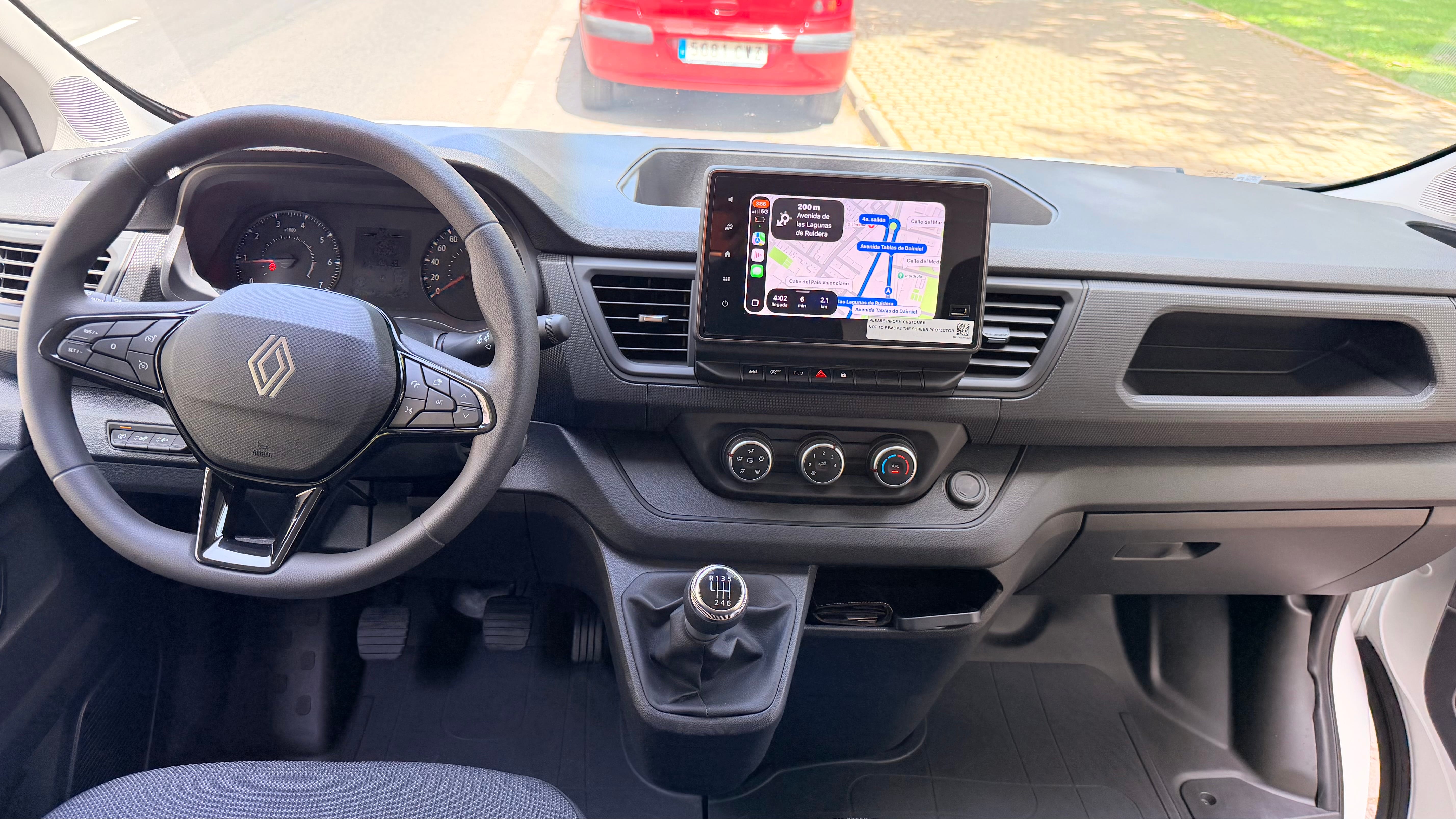 Renault Trafic Passenger con GPS