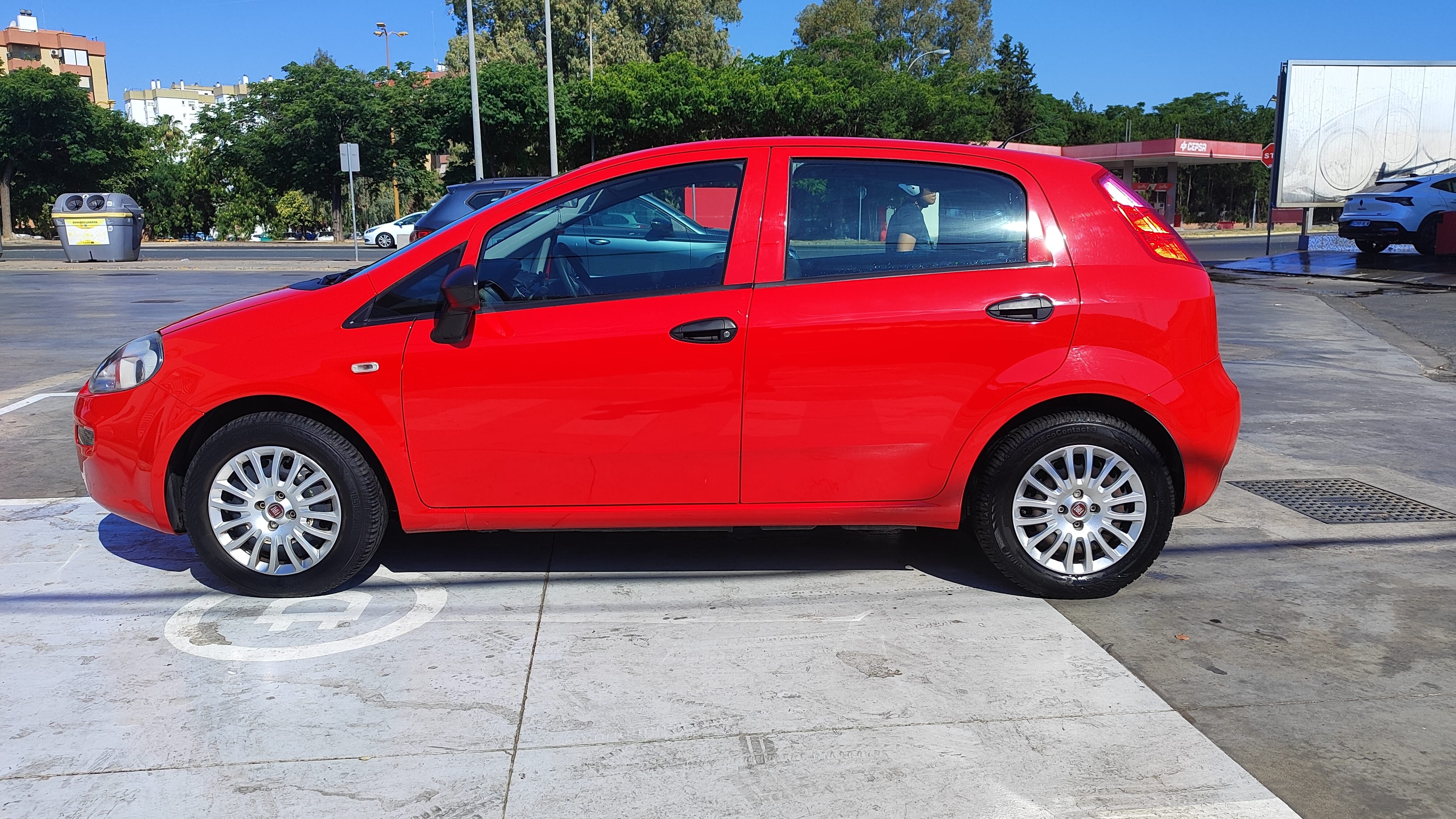 Fiat Punto 1.2 con Aire acondicionado