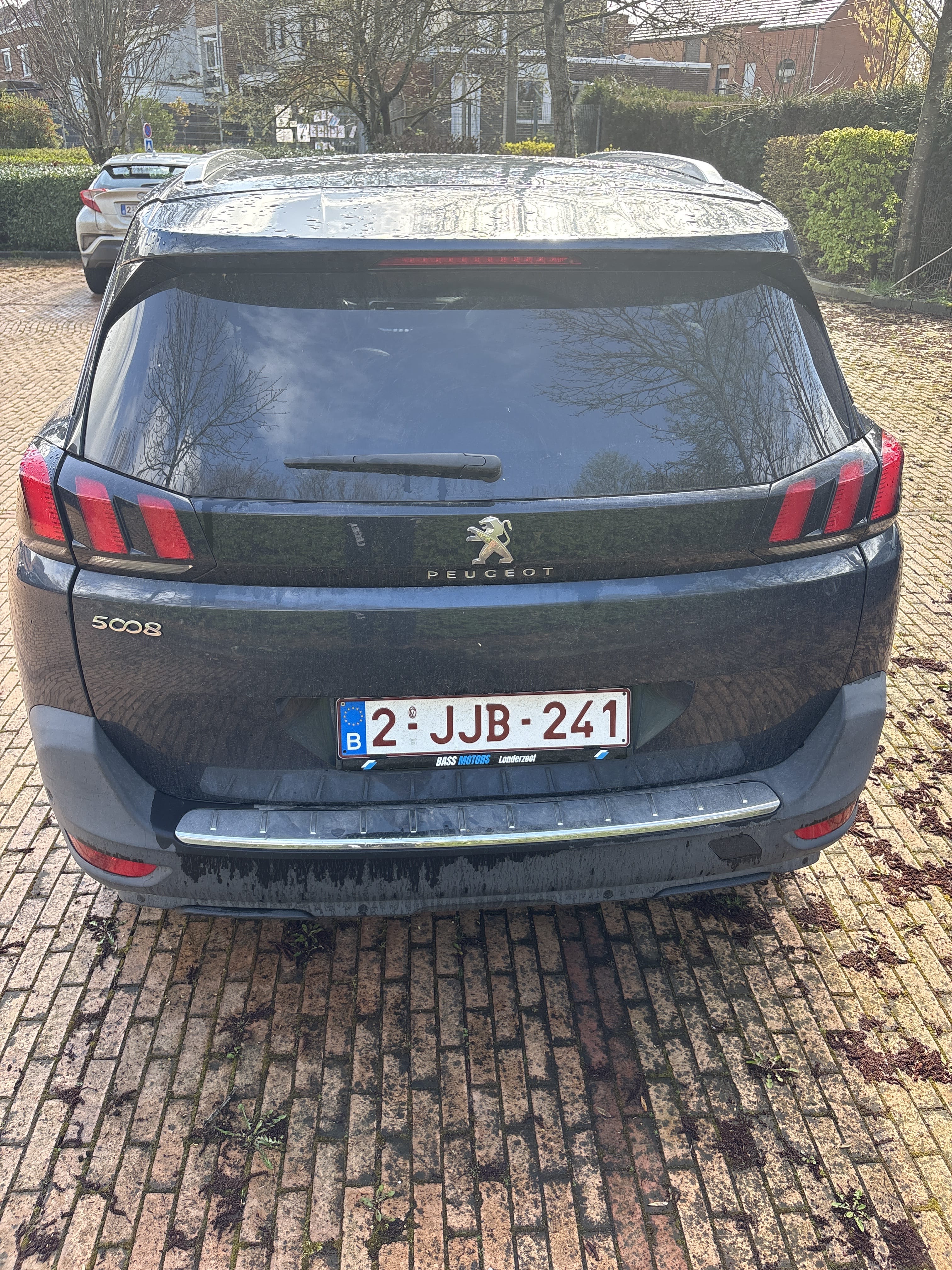 Peugeot e-5008 Allure Premium met Achteruitrijcamera