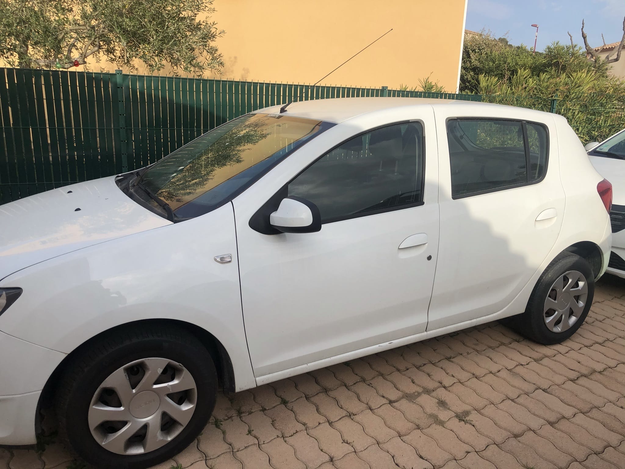 Dacia Sandero avec GPS