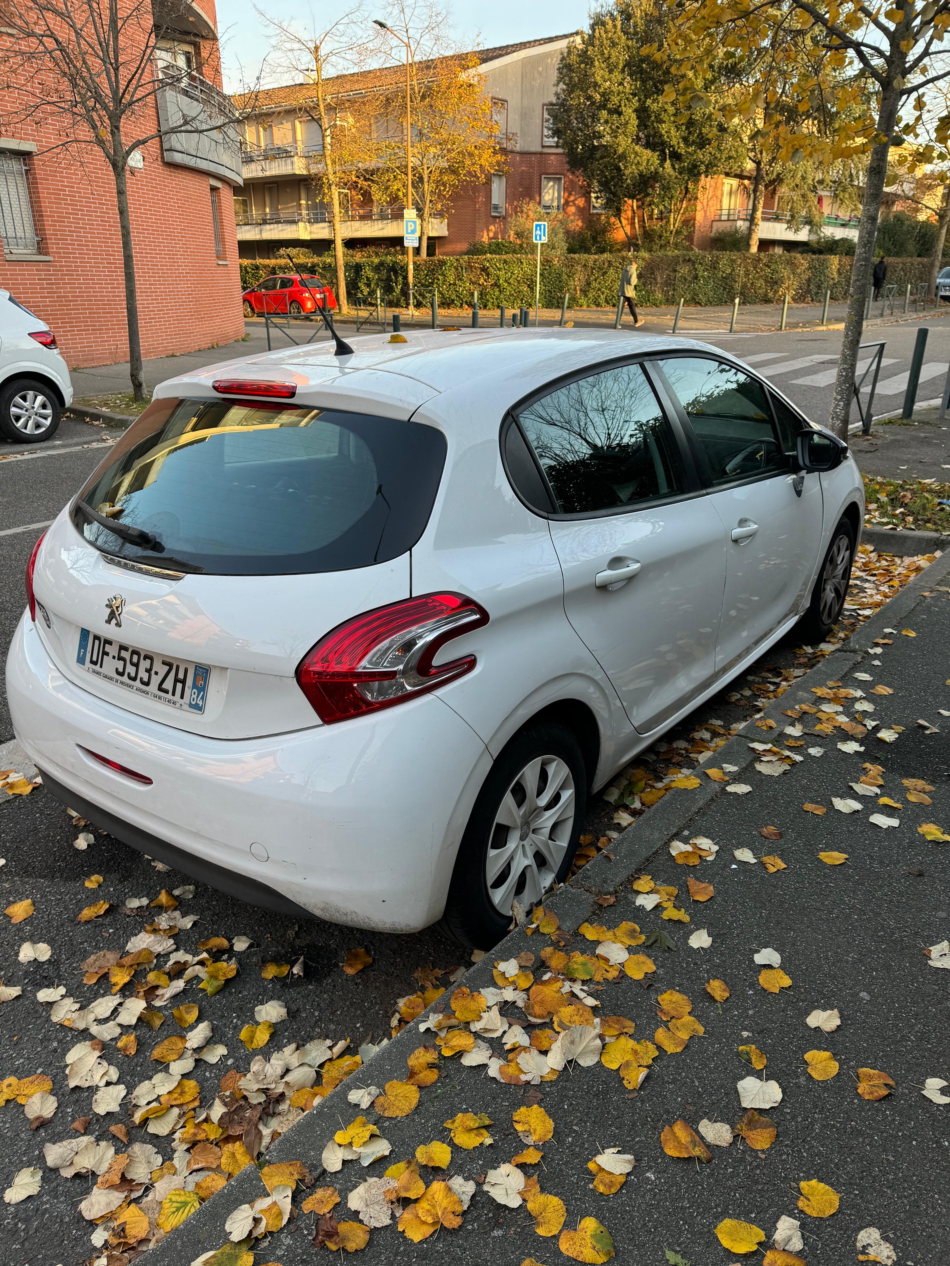 Peugeot 208 avec Régulateur de vitesse