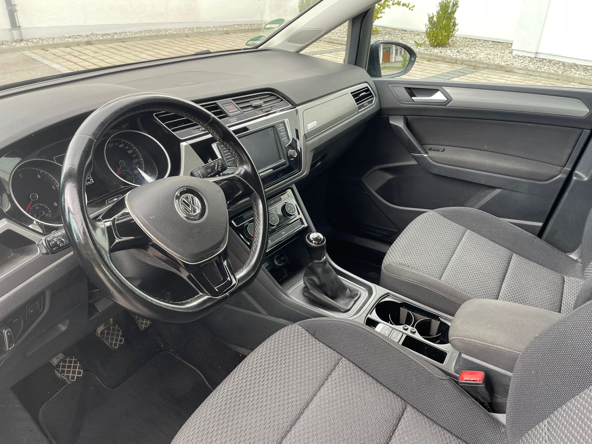 Volkswagen Touran 1.6 TDI Diesel with Cruise control