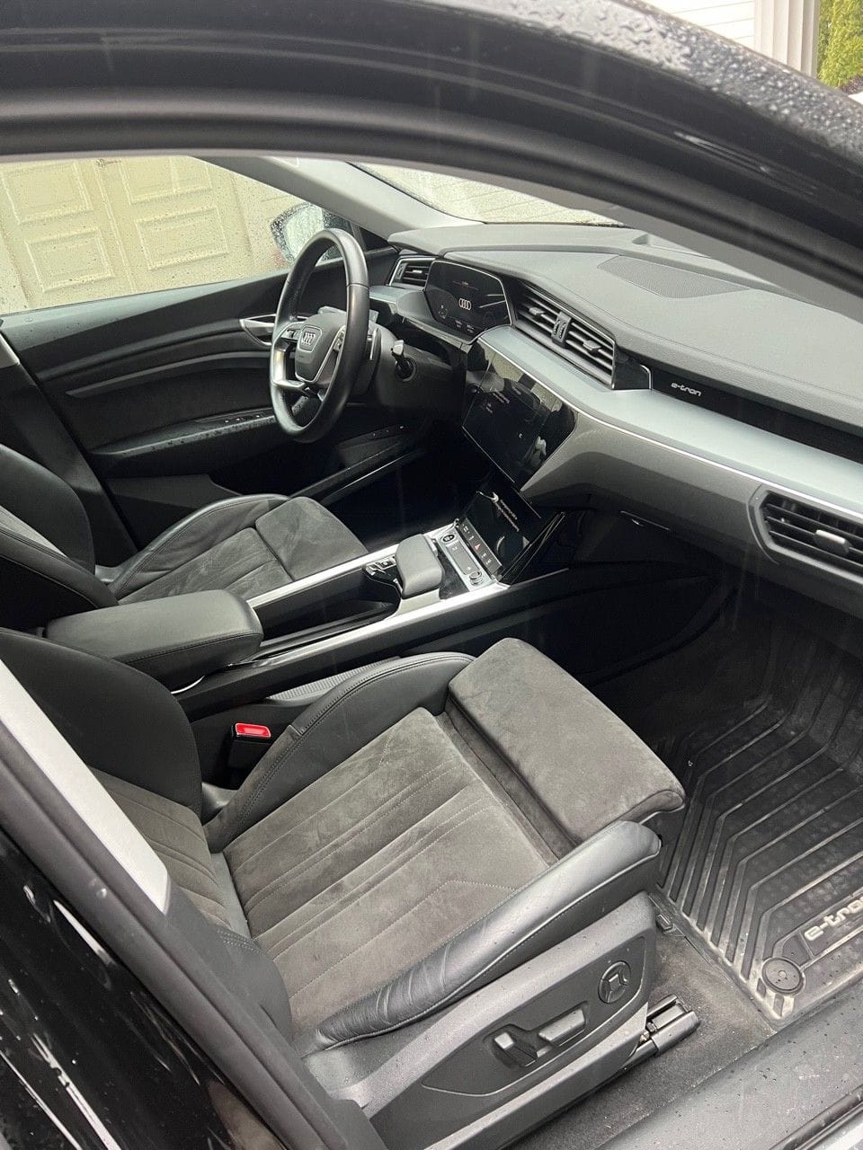 Audi e-tron Sportback med Cruisekontroll