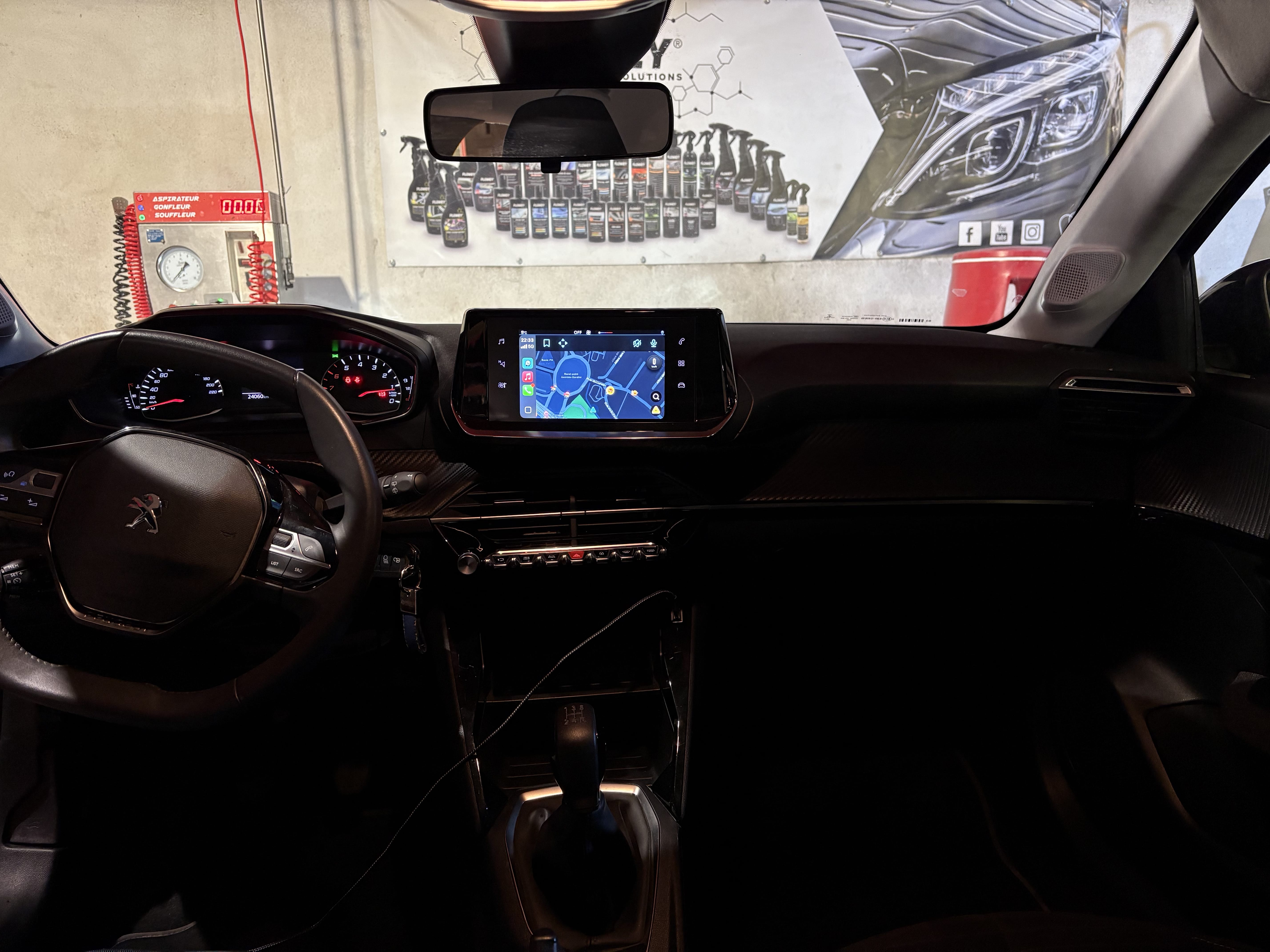 Peugeot 208 avec GPS
