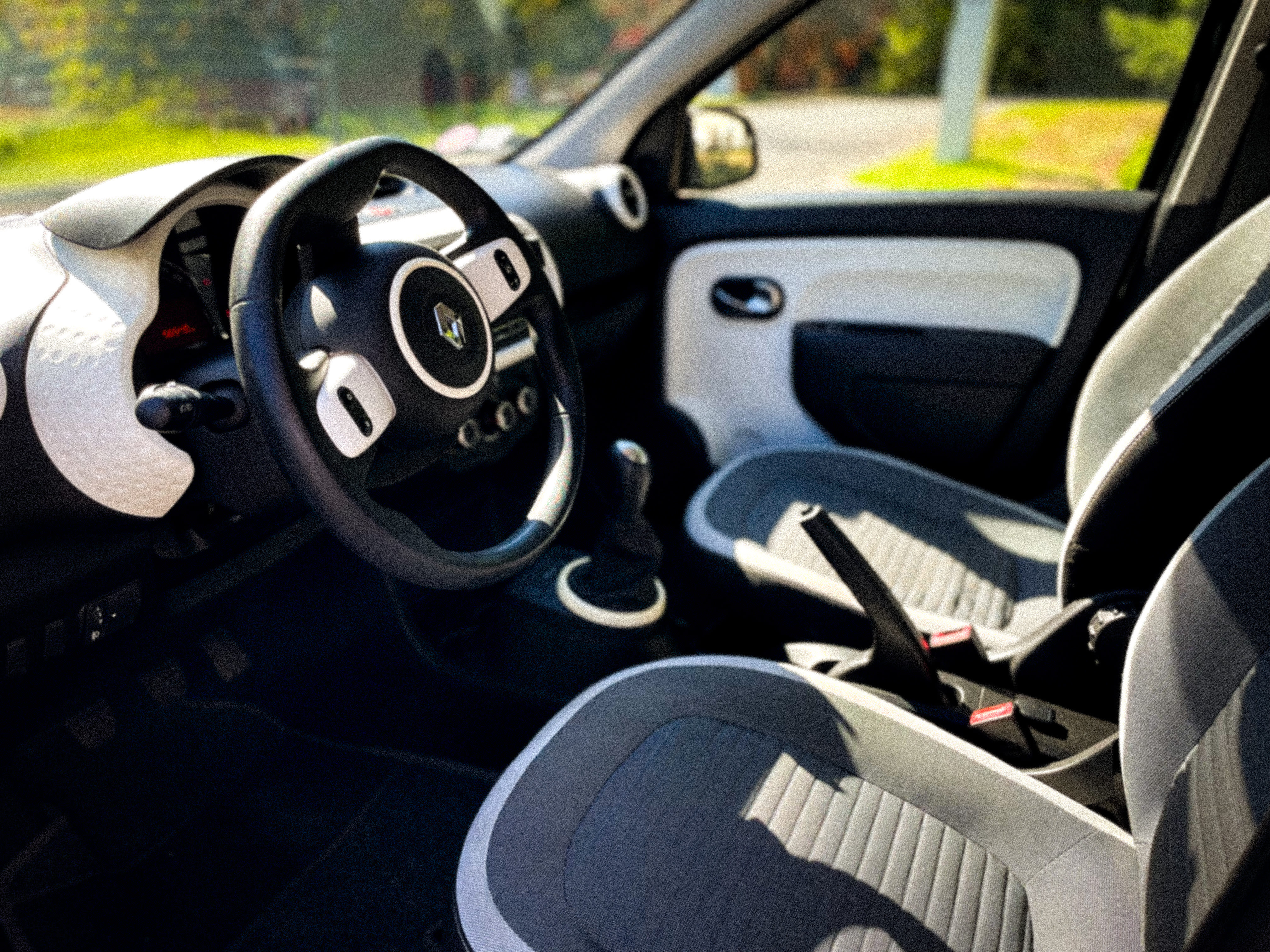 Renault Twingo Life · Climatisation · Bluetooth avec Audio Bluetooth