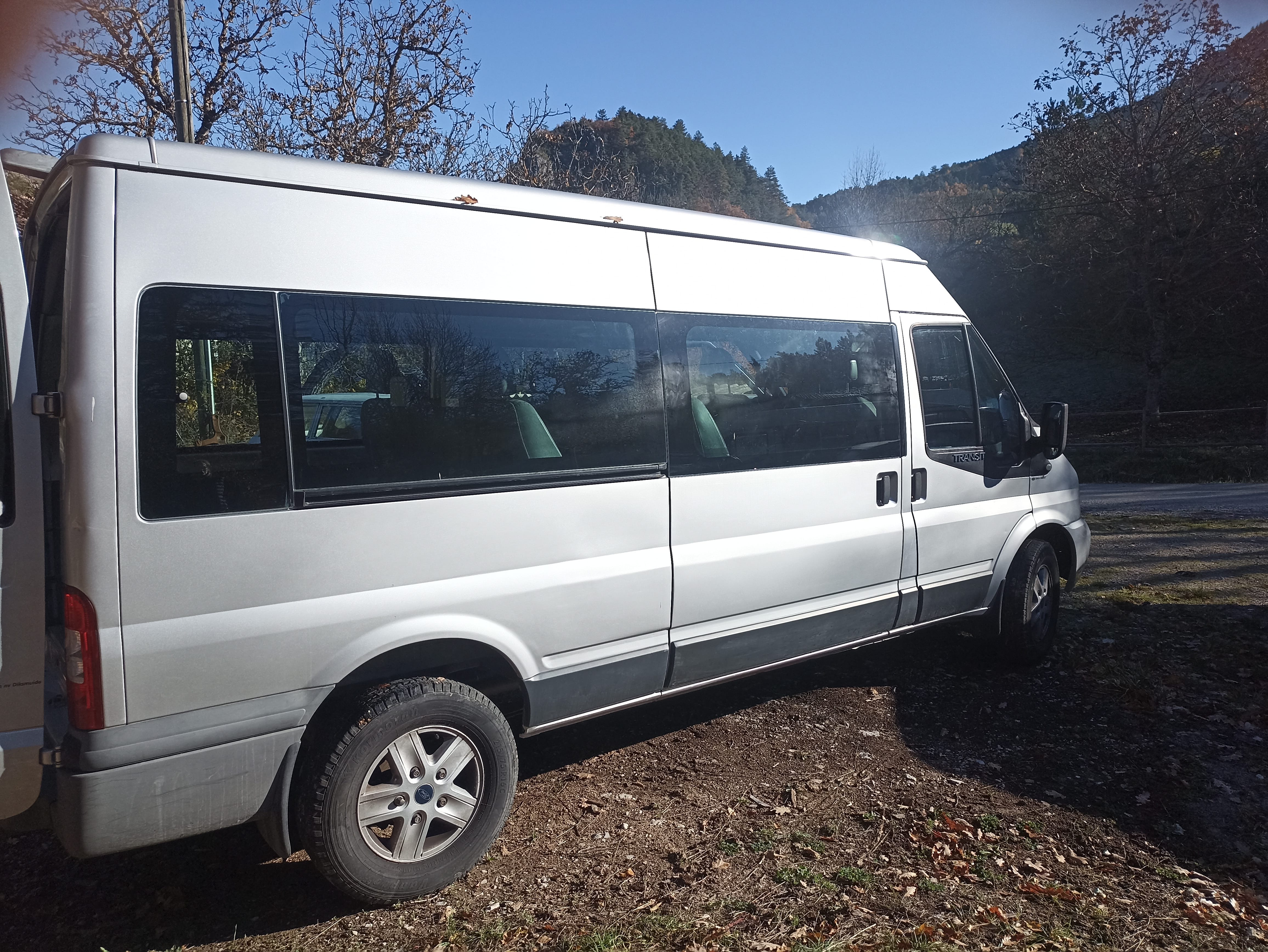 Ford Transit 350, 2011, Diesel, 9 places et plus