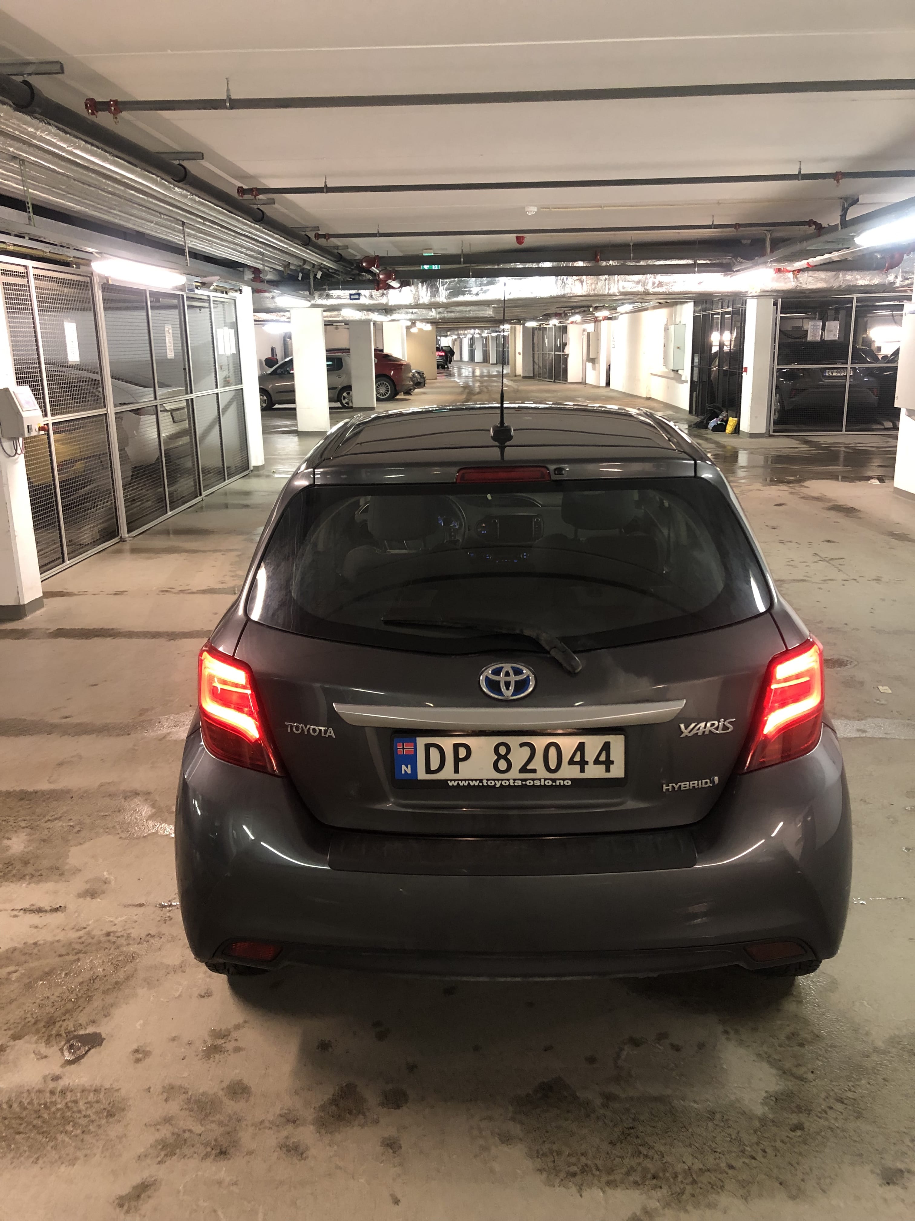 Toyota Yaris Hybrid med Bluetooth audio