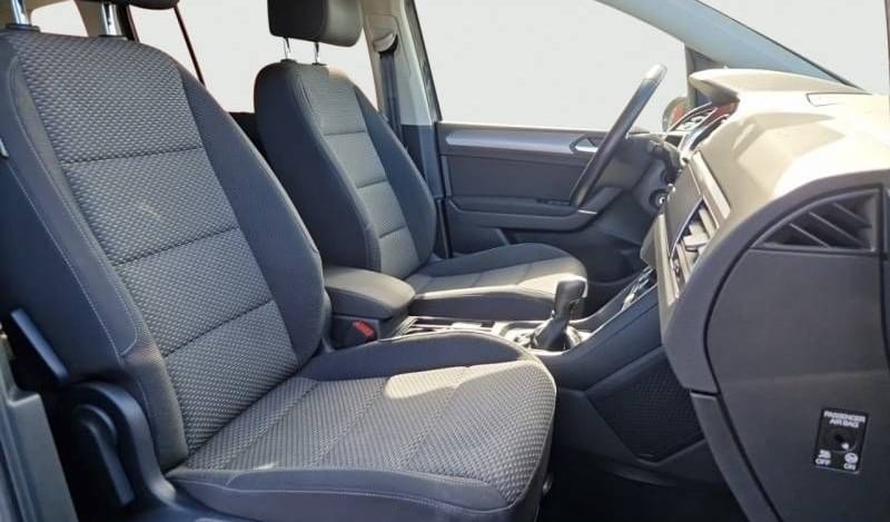 Volkswagen Touran 2.0 TDI 150 CV - Boite auto - 7 places - Attelage avec Audio Bluetooth