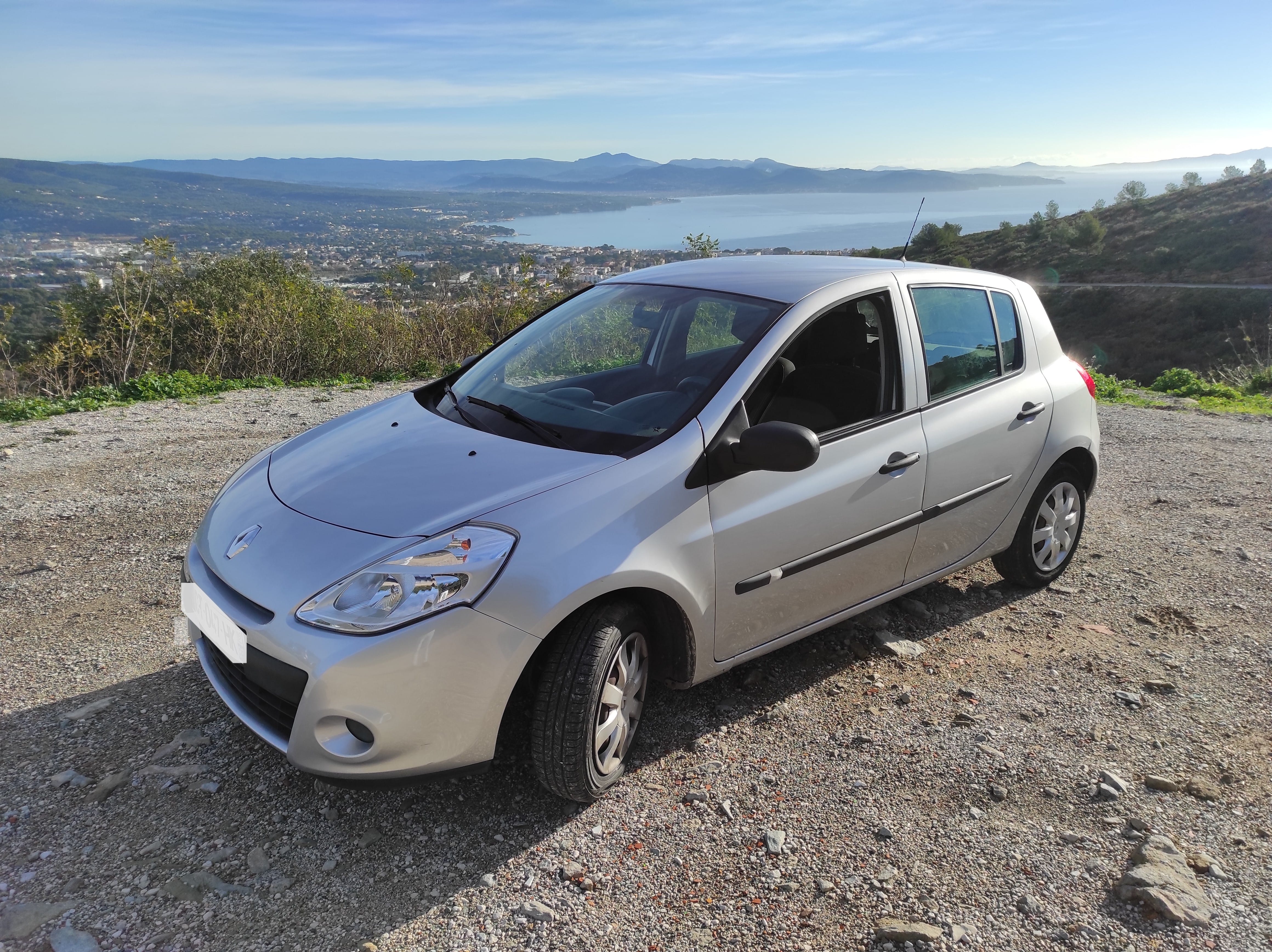 Renault Clio avec Climatisation