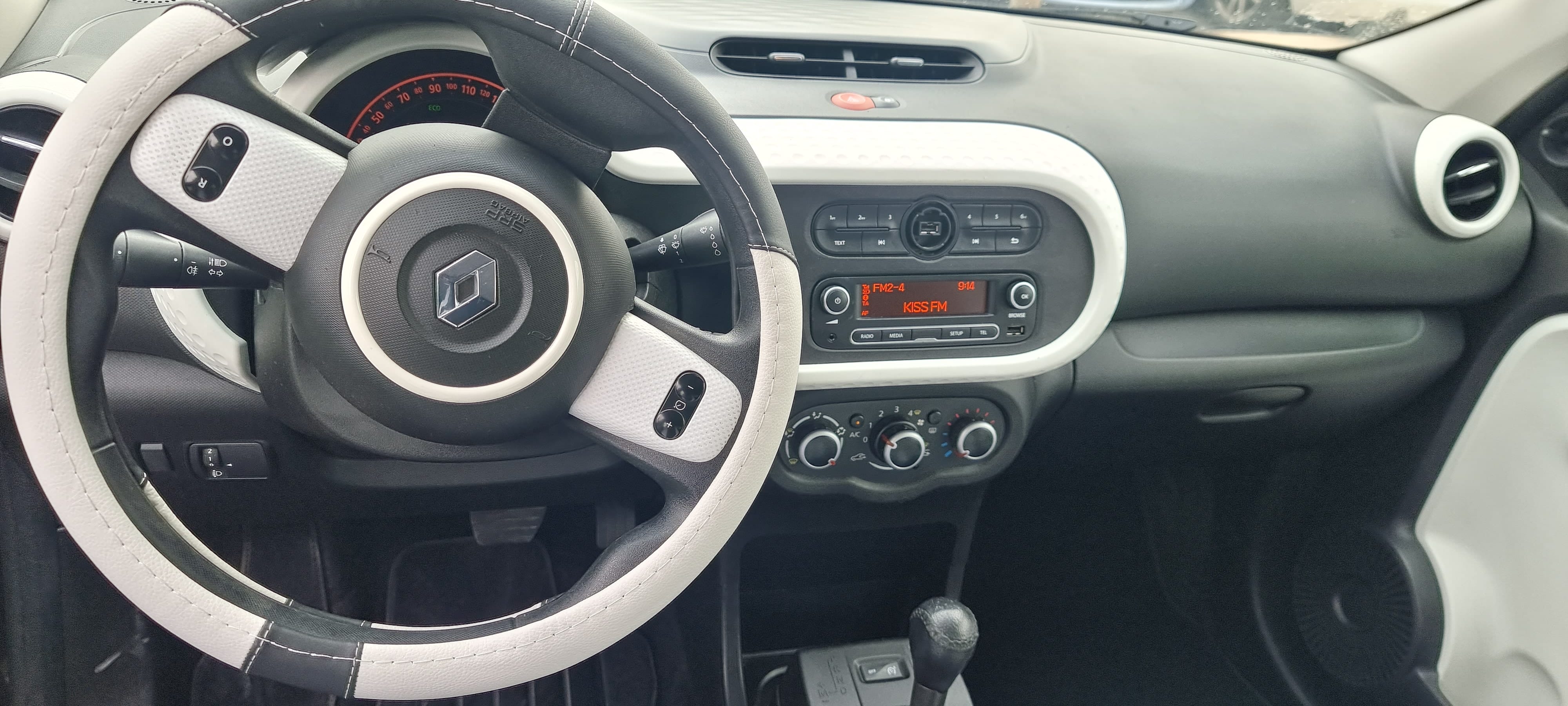 Renault Twingo III avec Audio Bluetooth