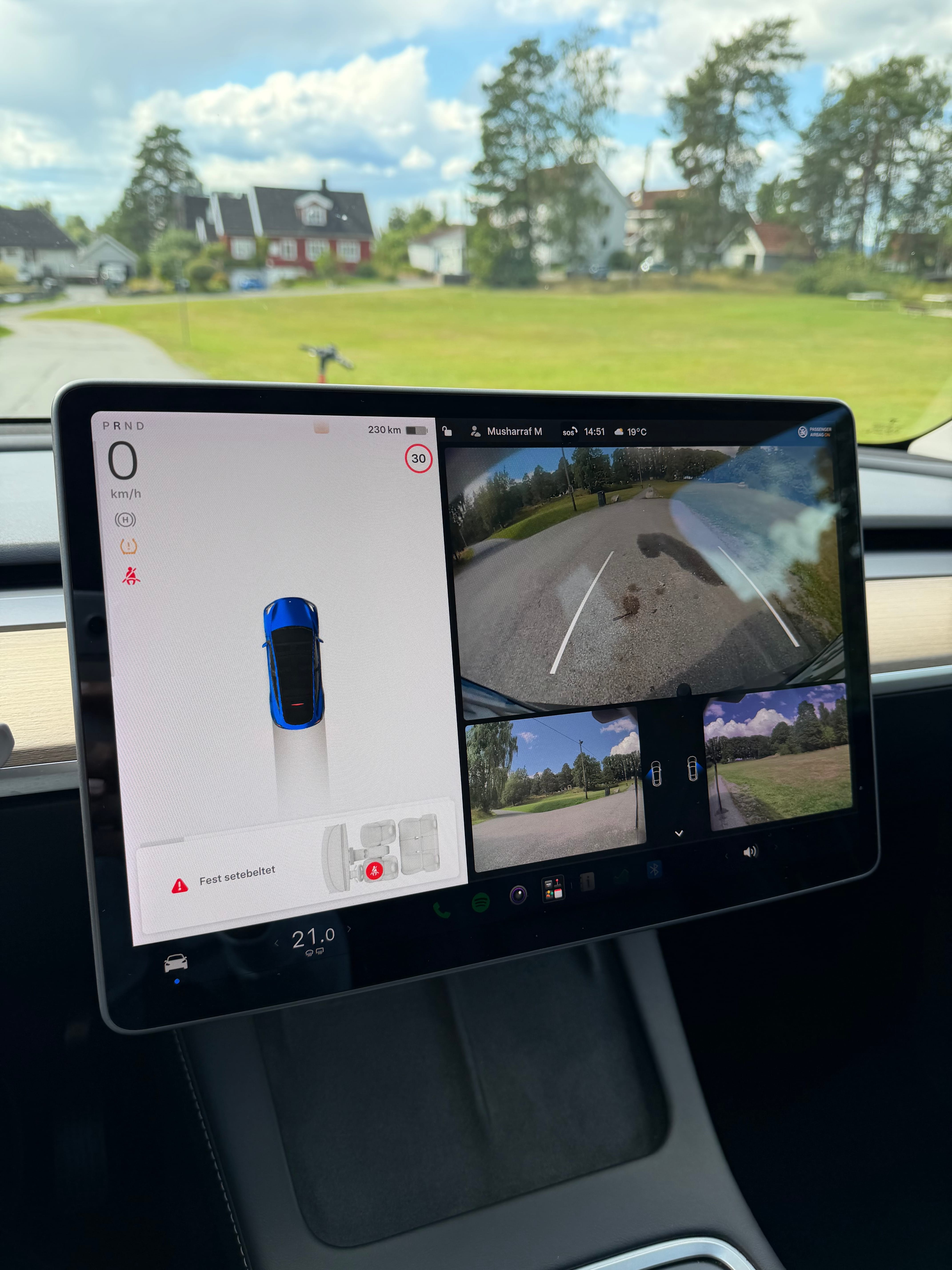 Tesla Model Y Long Range med Dashcam