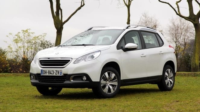 Peugeot 2008, 2015, Essence 95