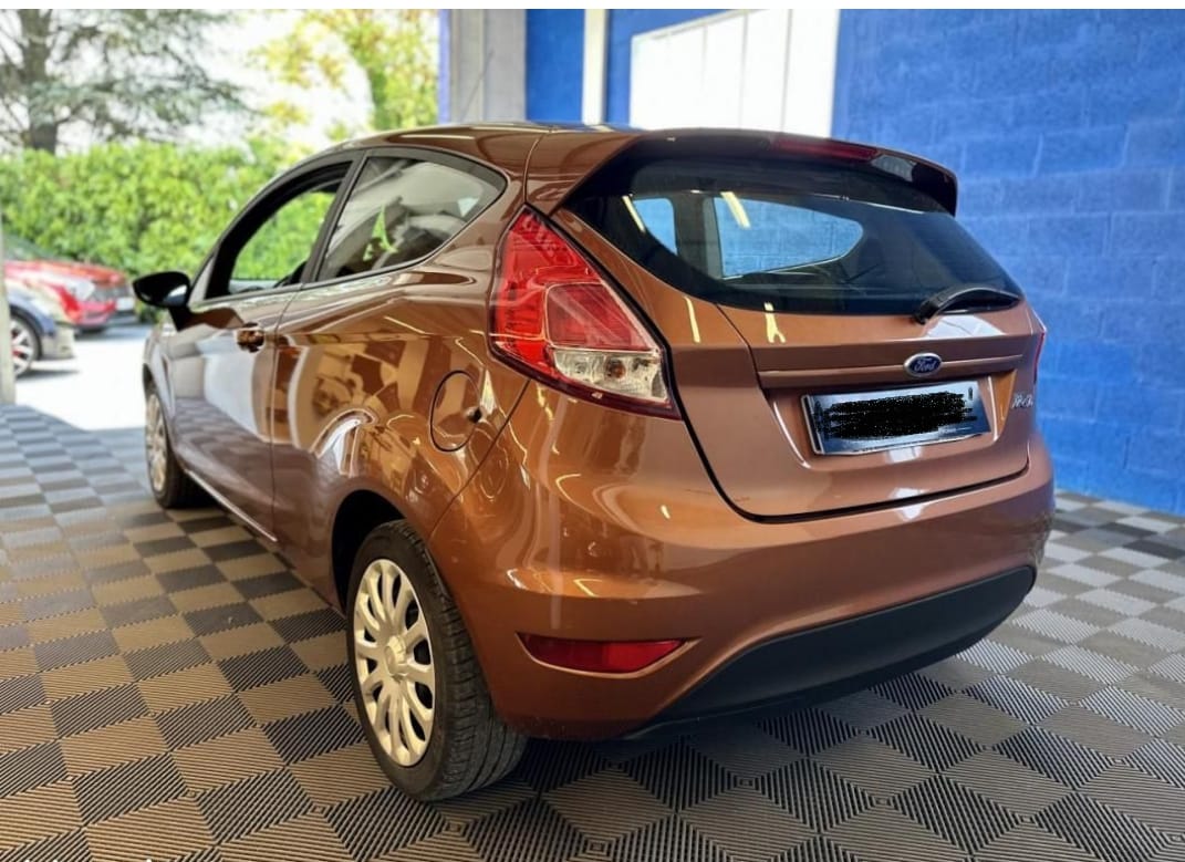 Ford Fiesta with Cruise control