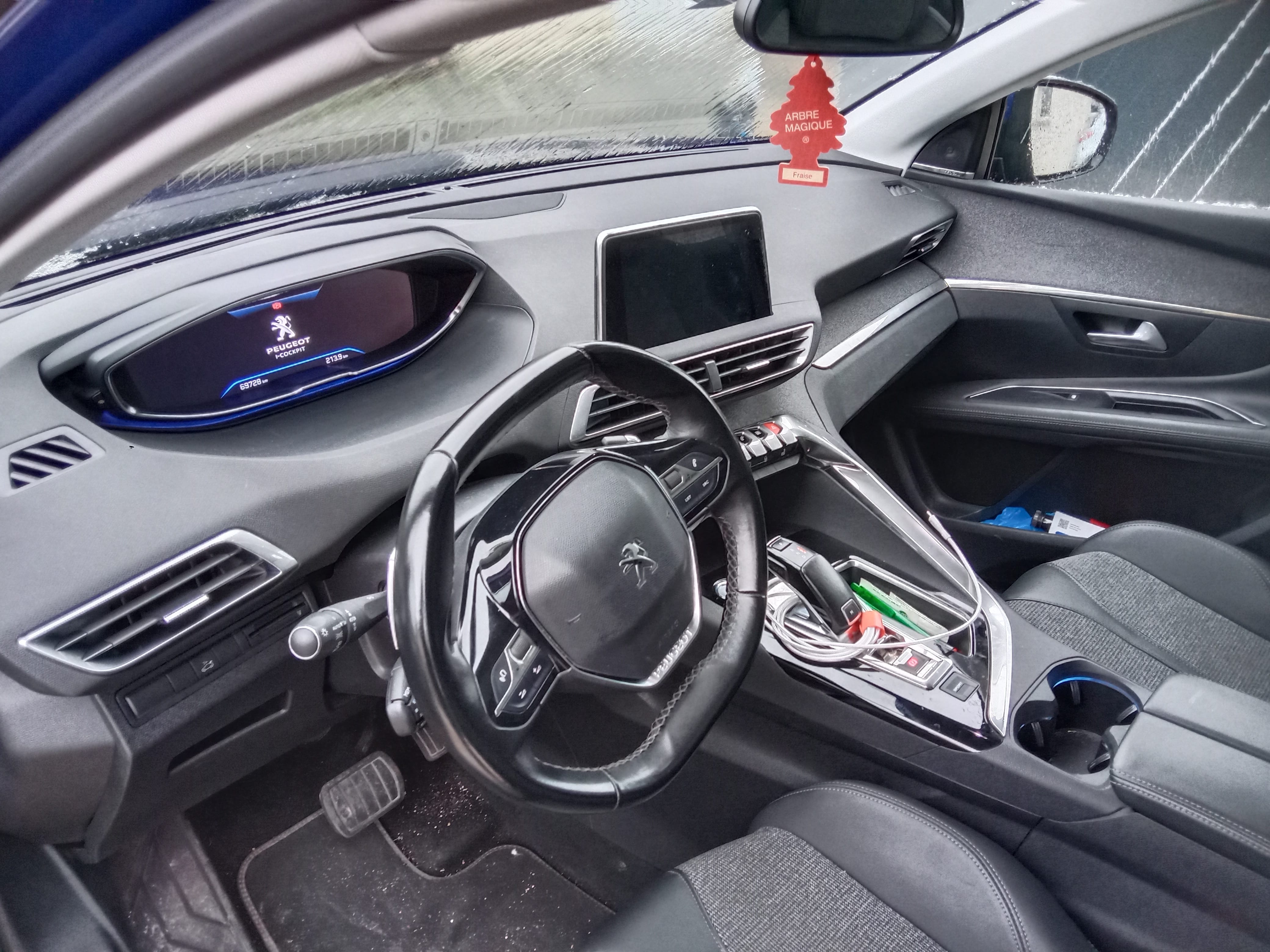 Peugeot 3008 avec GPS