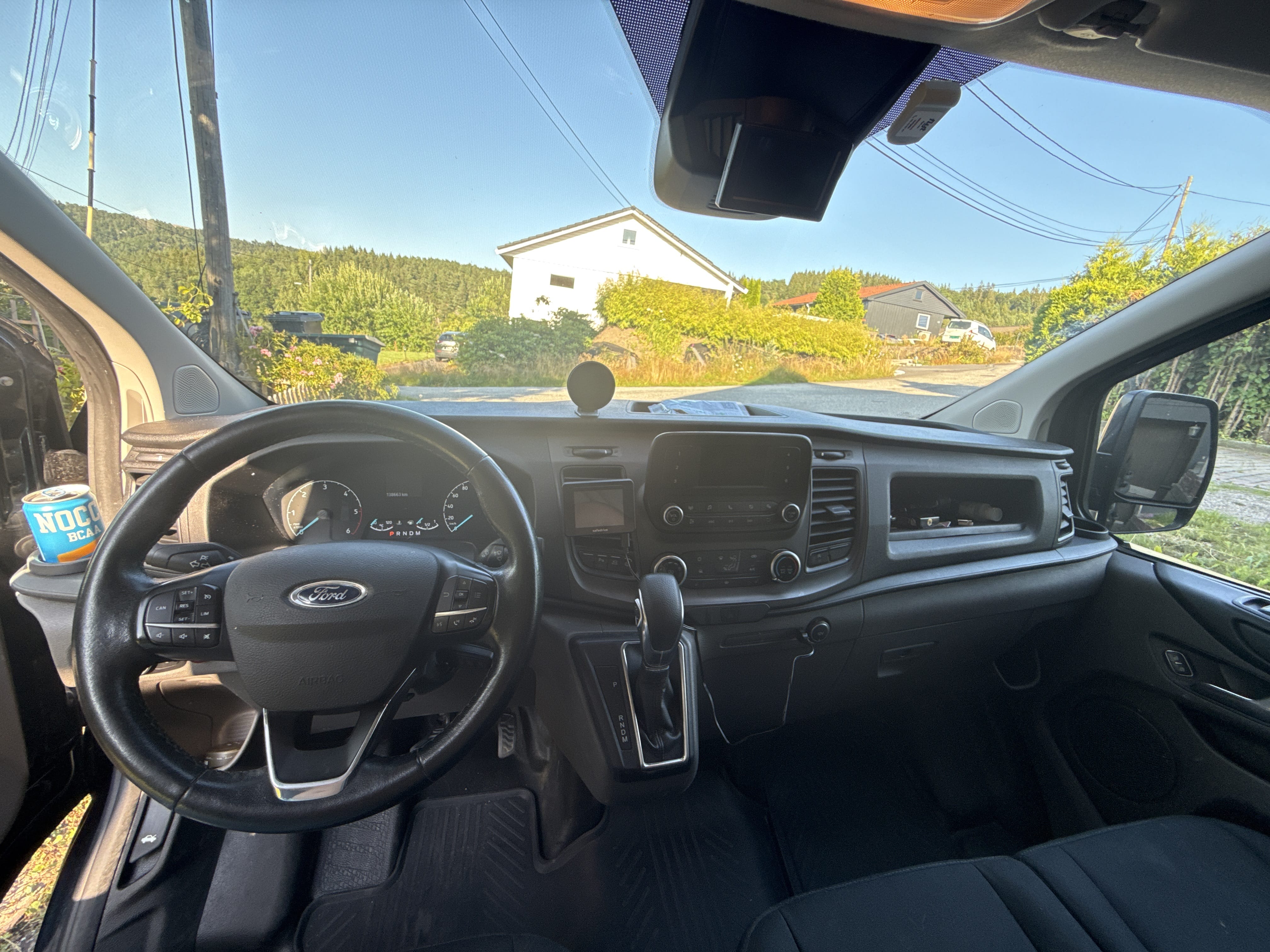 Ford Transit Custom Varebil med Bluetooth audio