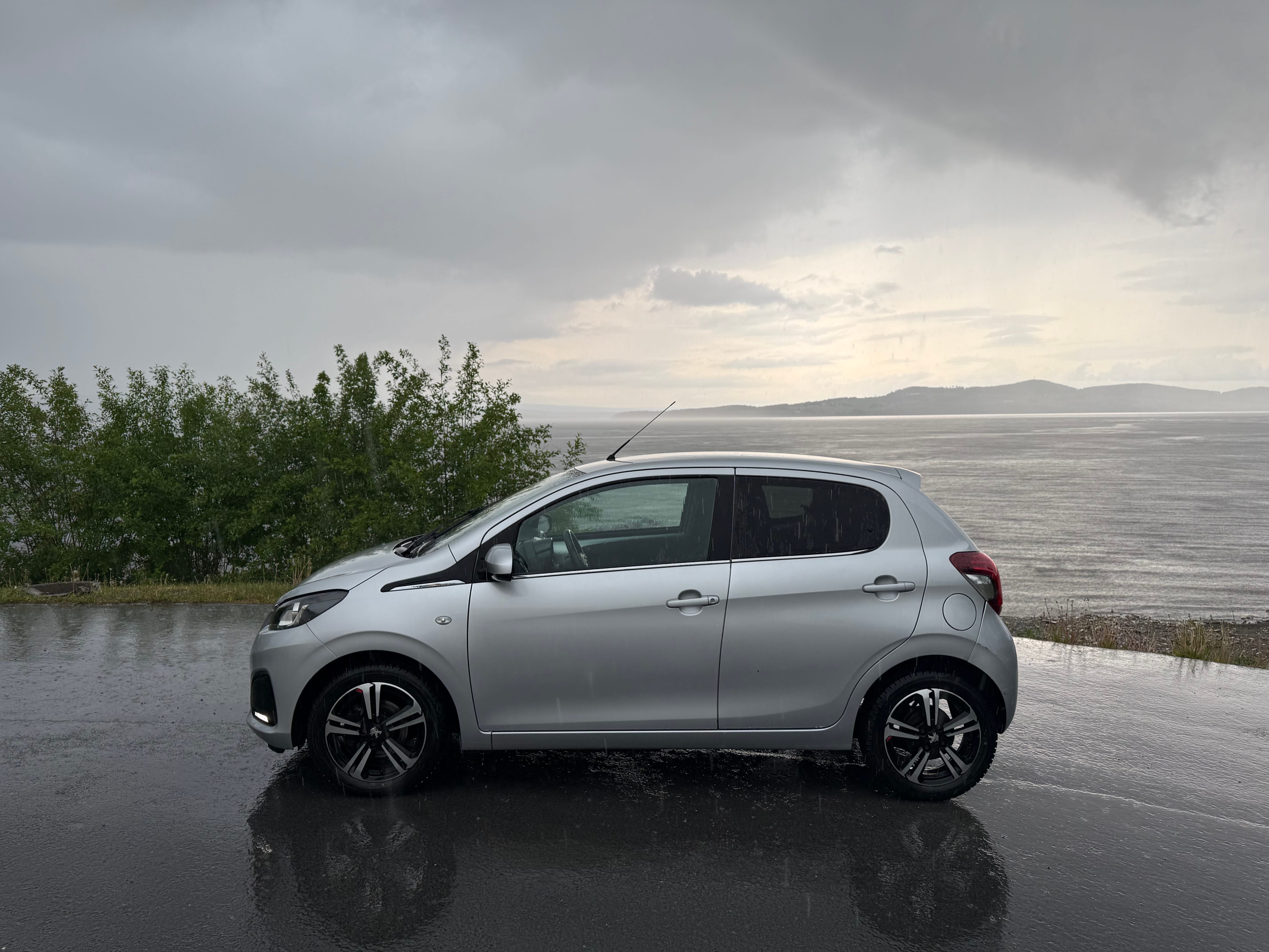 Peugeot 108 1.0 Bensin Manuell mit Klimaanlage