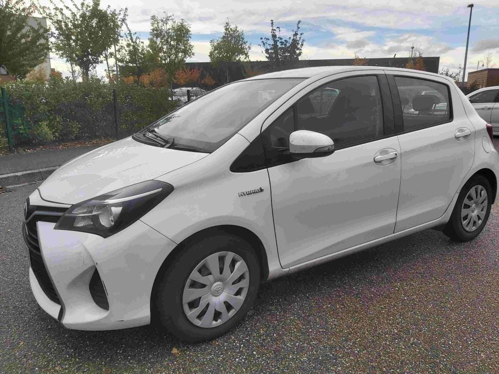 Toyota Yaris Hybride avec Climatisation