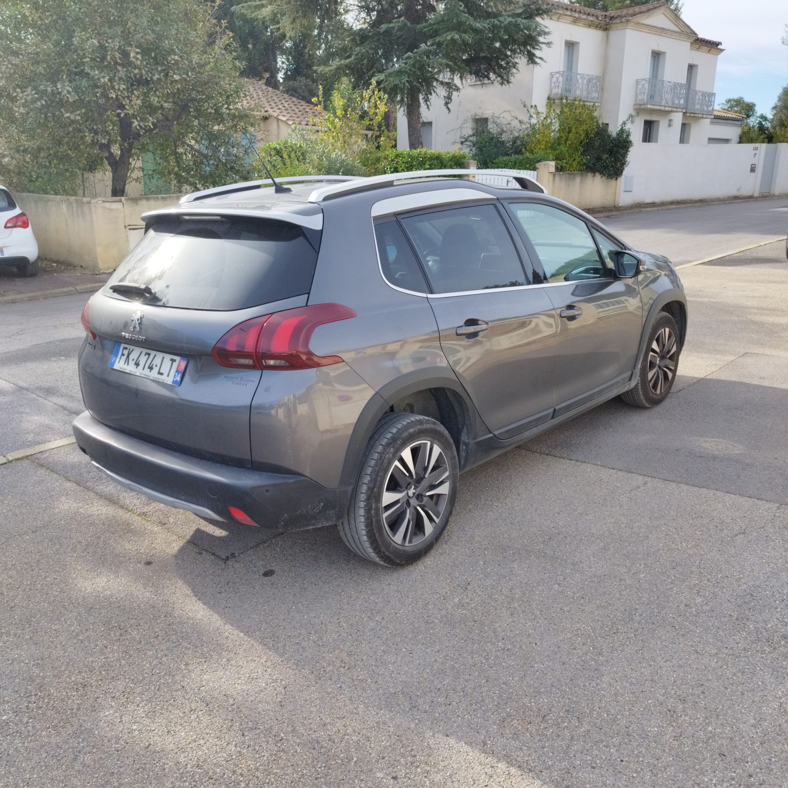 Peugeot 2008 avec Siège bébé