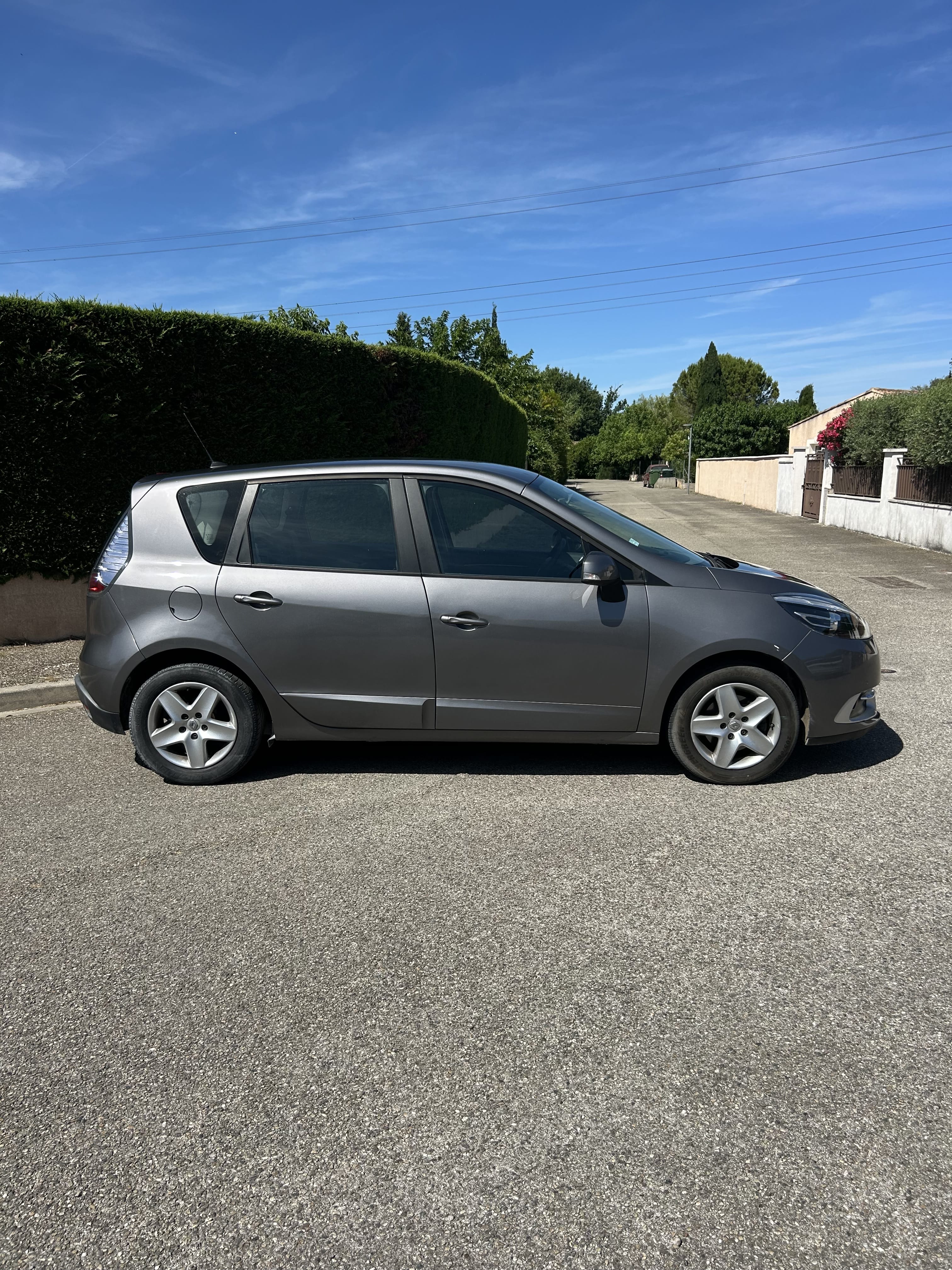 Renault Scenic avec Climatisation