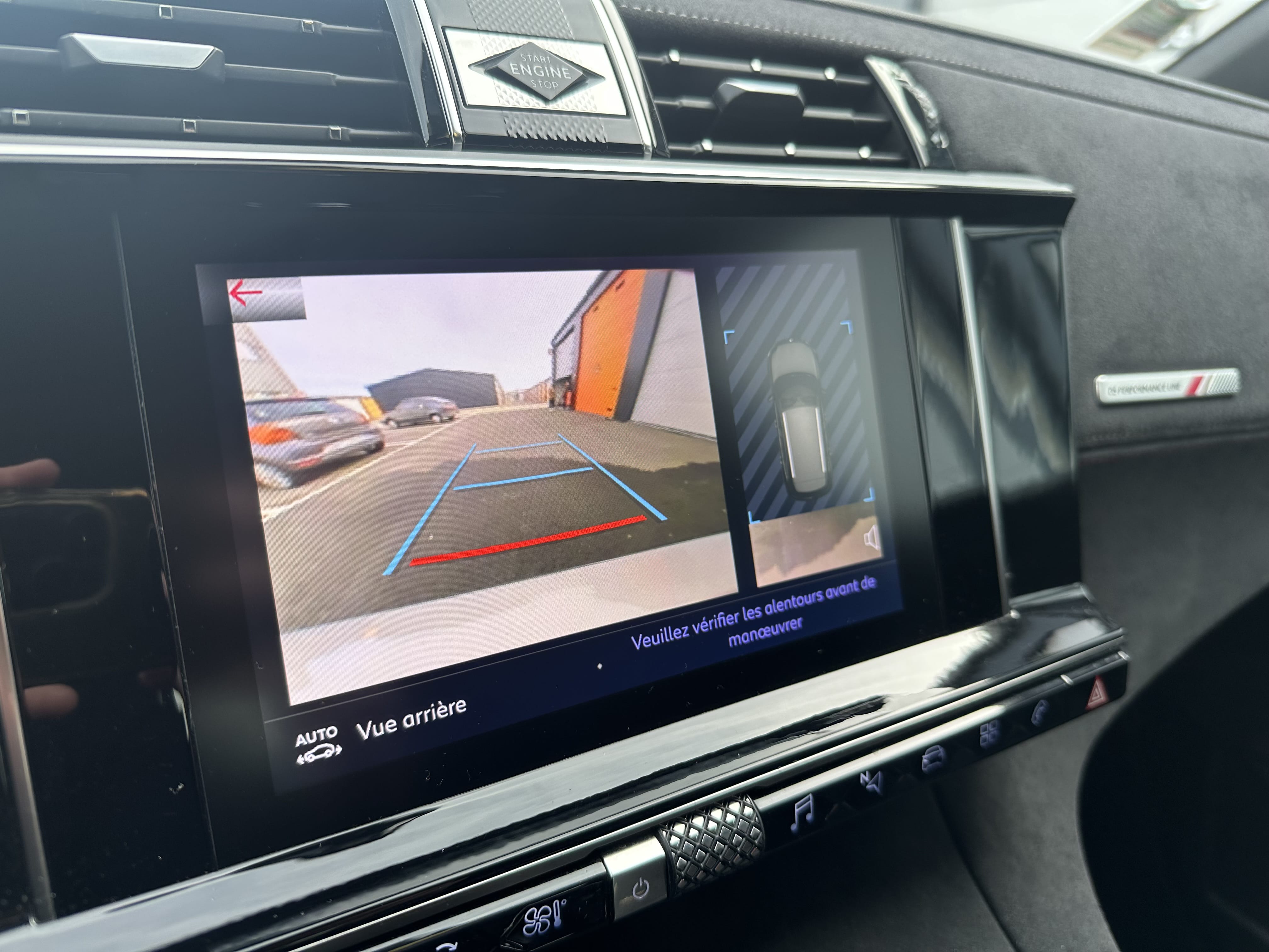 DS 7 avec Entrée audio / iPod