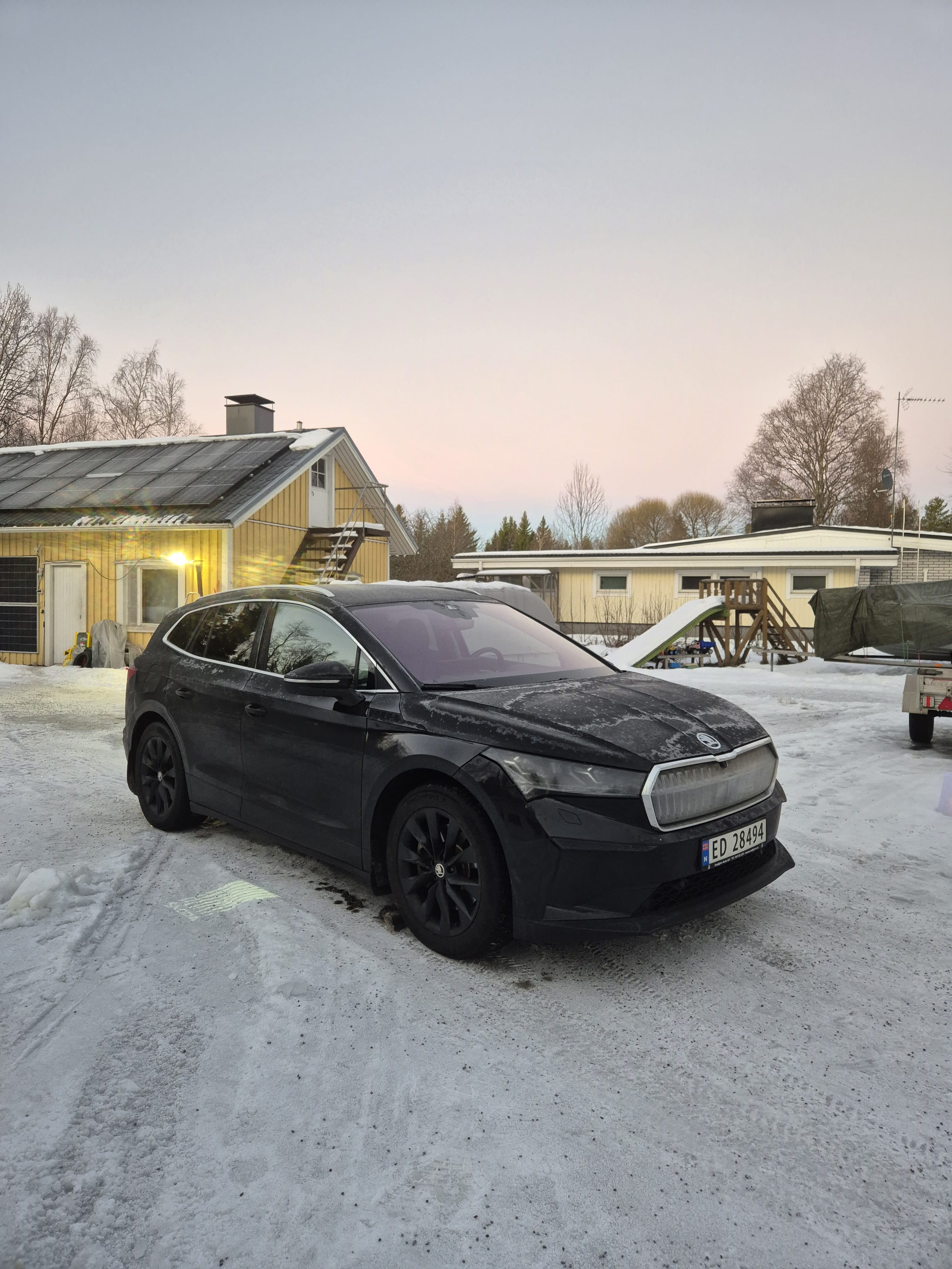 Skoda Enyaq 80x Quattro med Aircondition