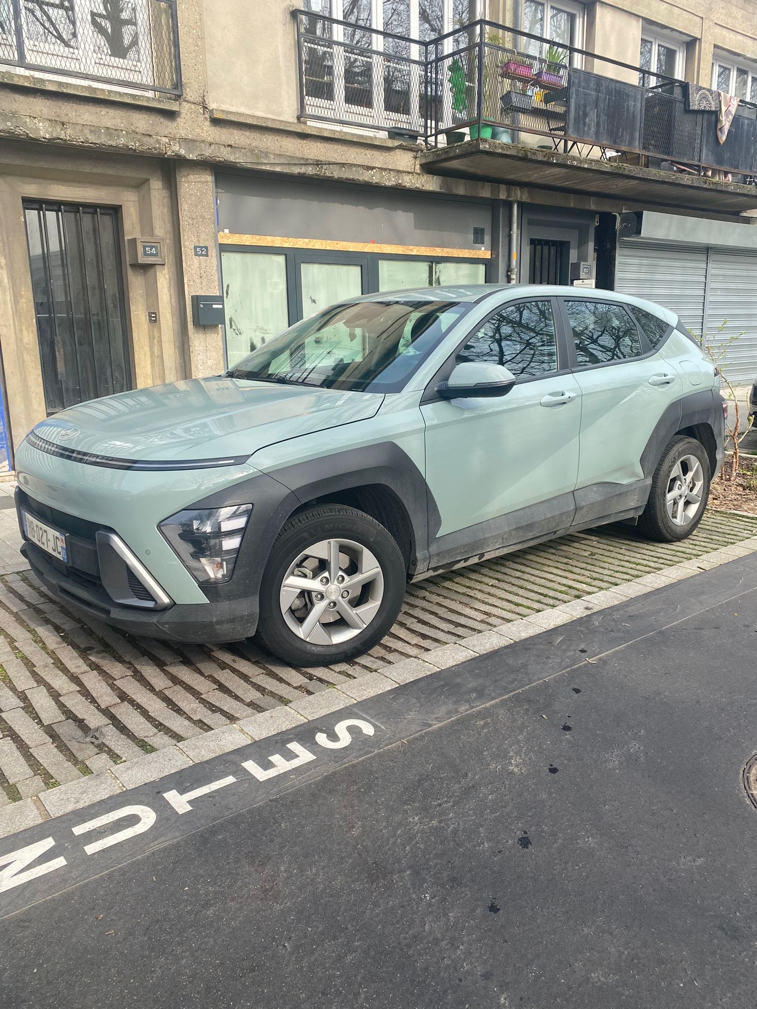 Hyundai Kona, 2025, Essence 95 / Électrique (hybride), automatique