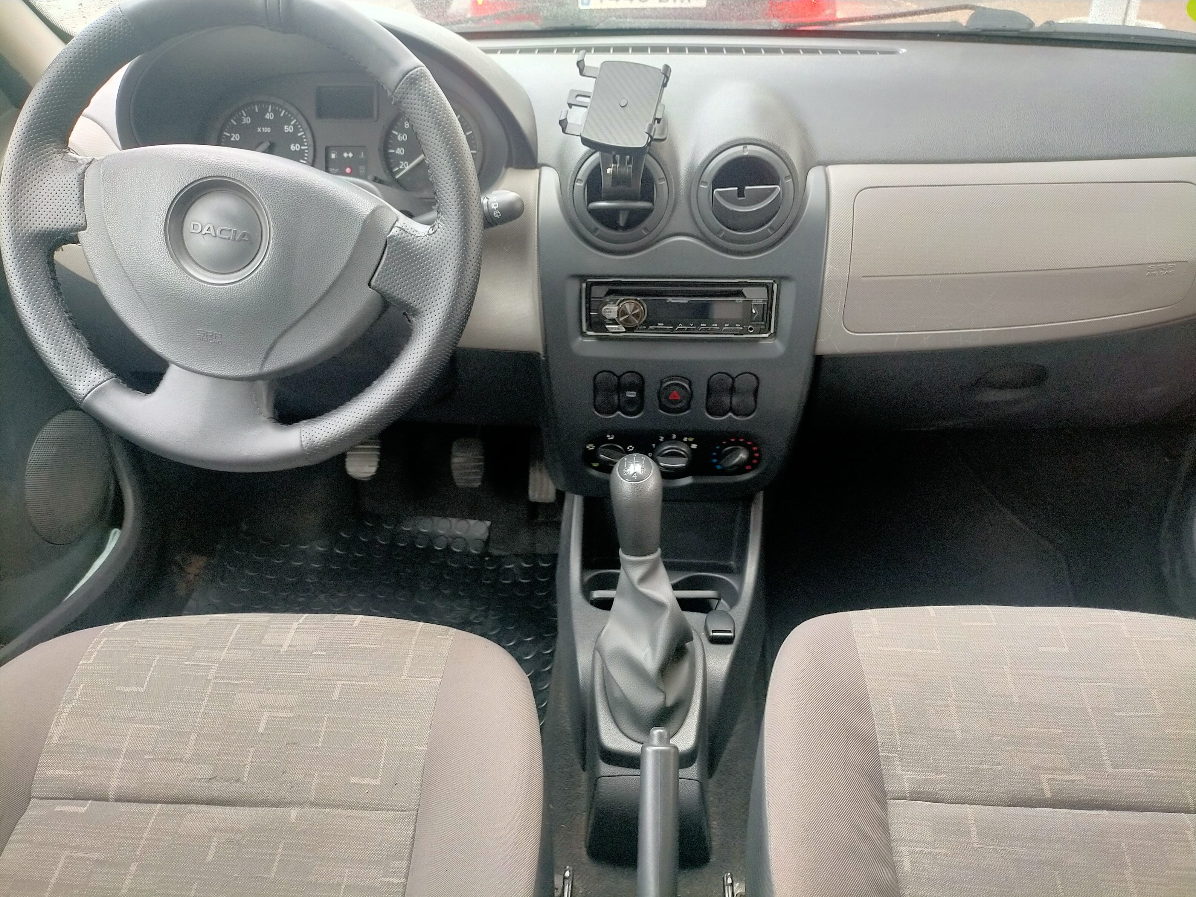 Dacia Sandero Essential con Cadenas para la nieve