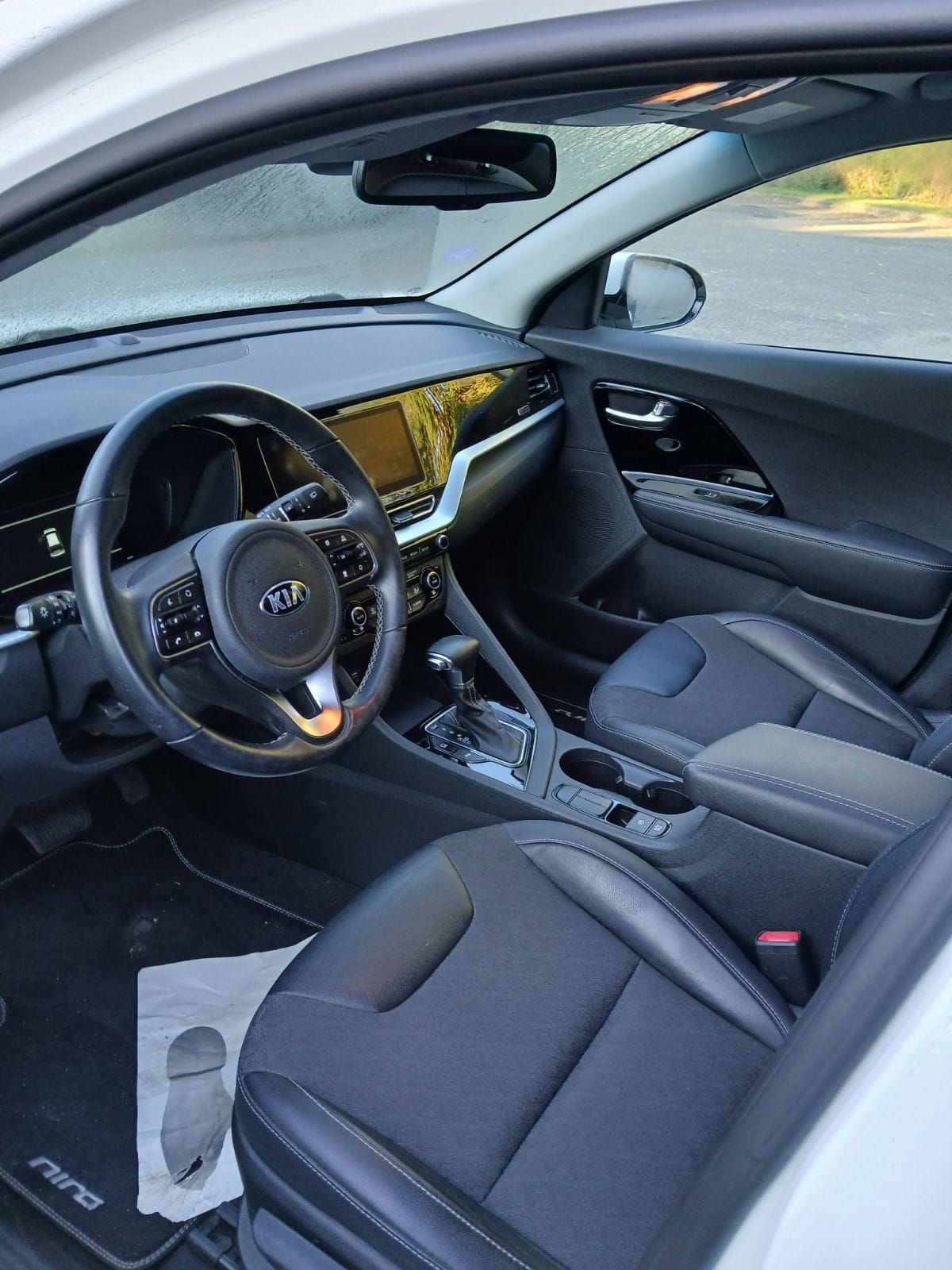 Kia Niro Hybride avec Dashcam