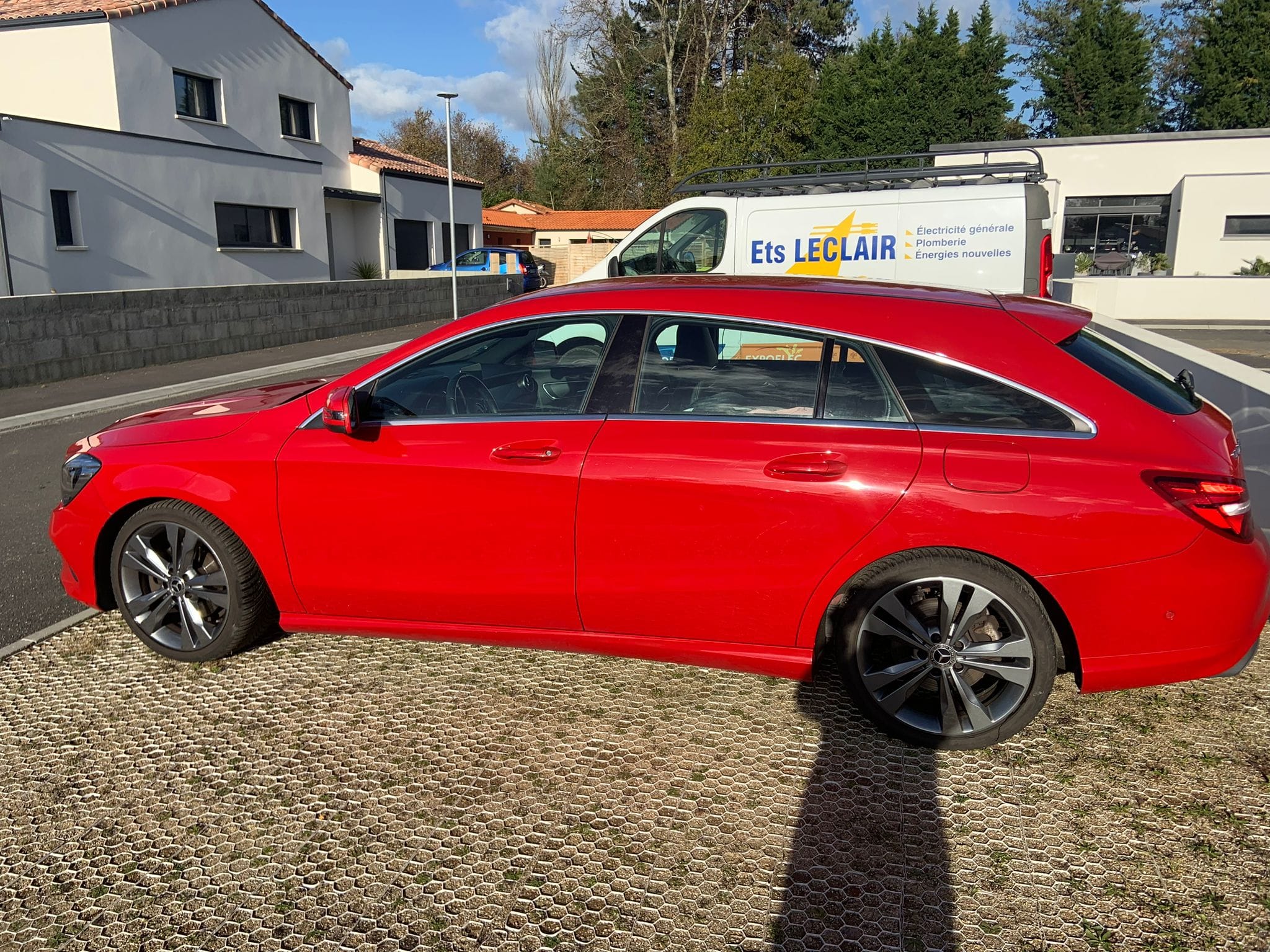 Mercedes-Benz Classe CLA Shooting Break avec Climatisation
