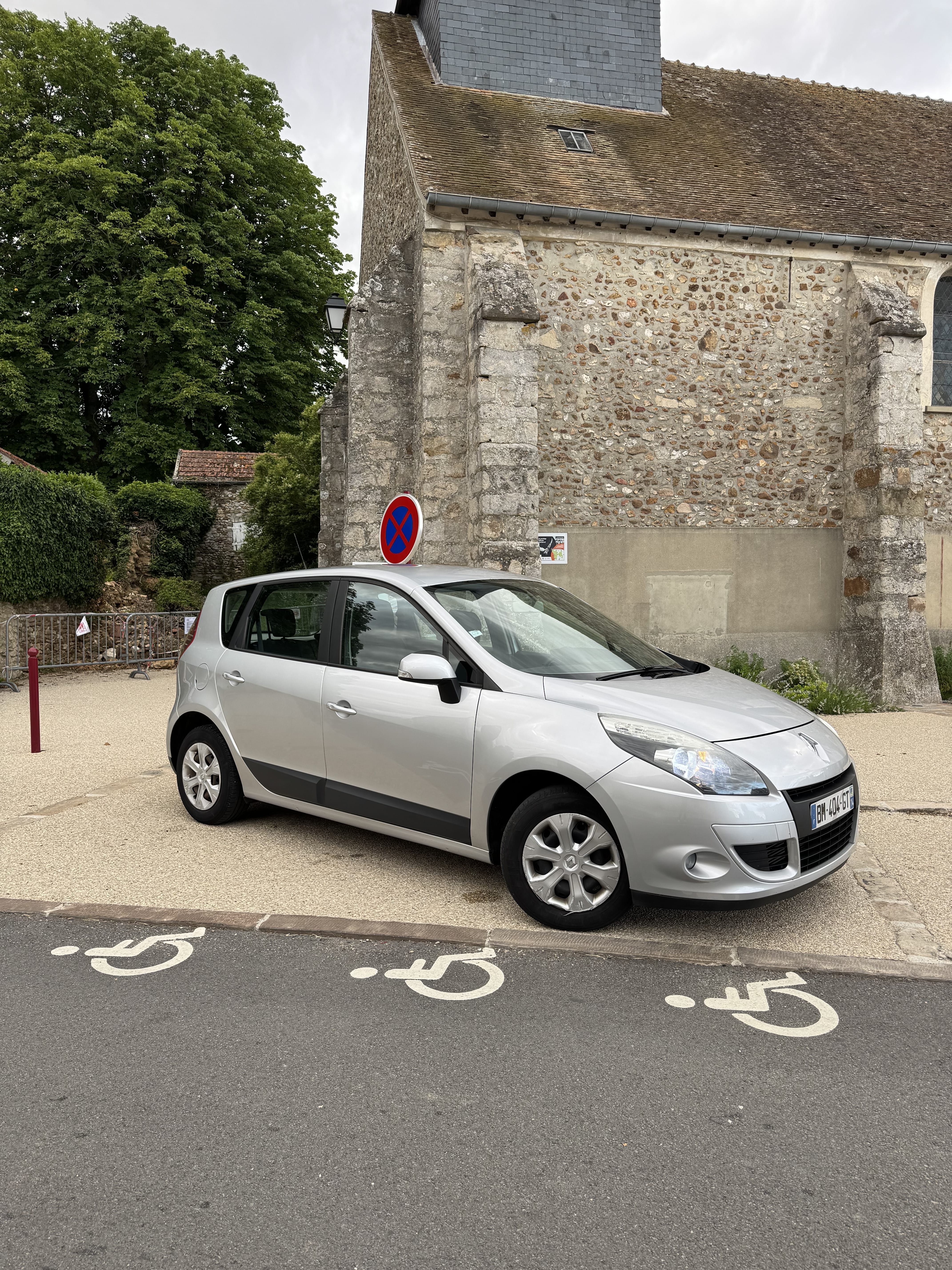 Renault Scenic avec Climatisation