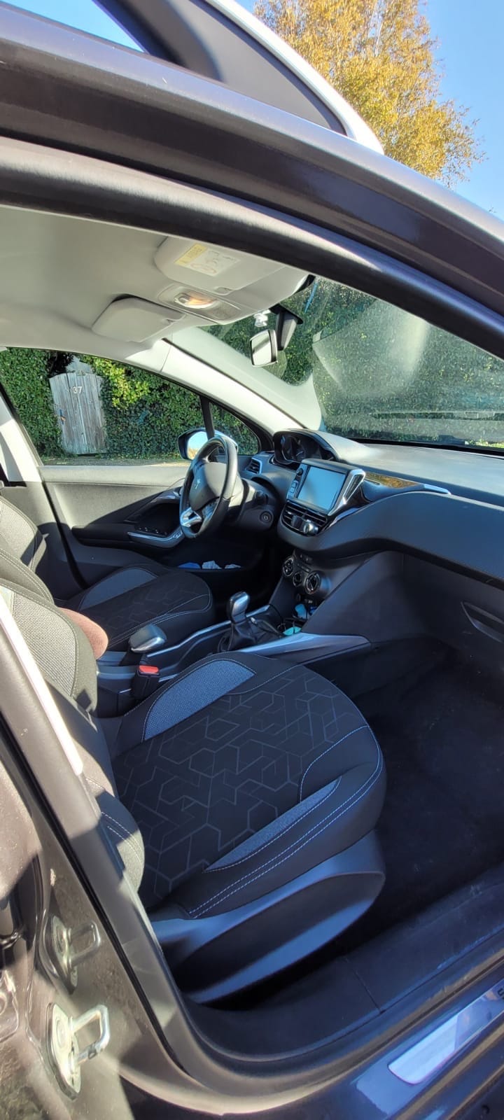 Peugeot 2008 avec GPS