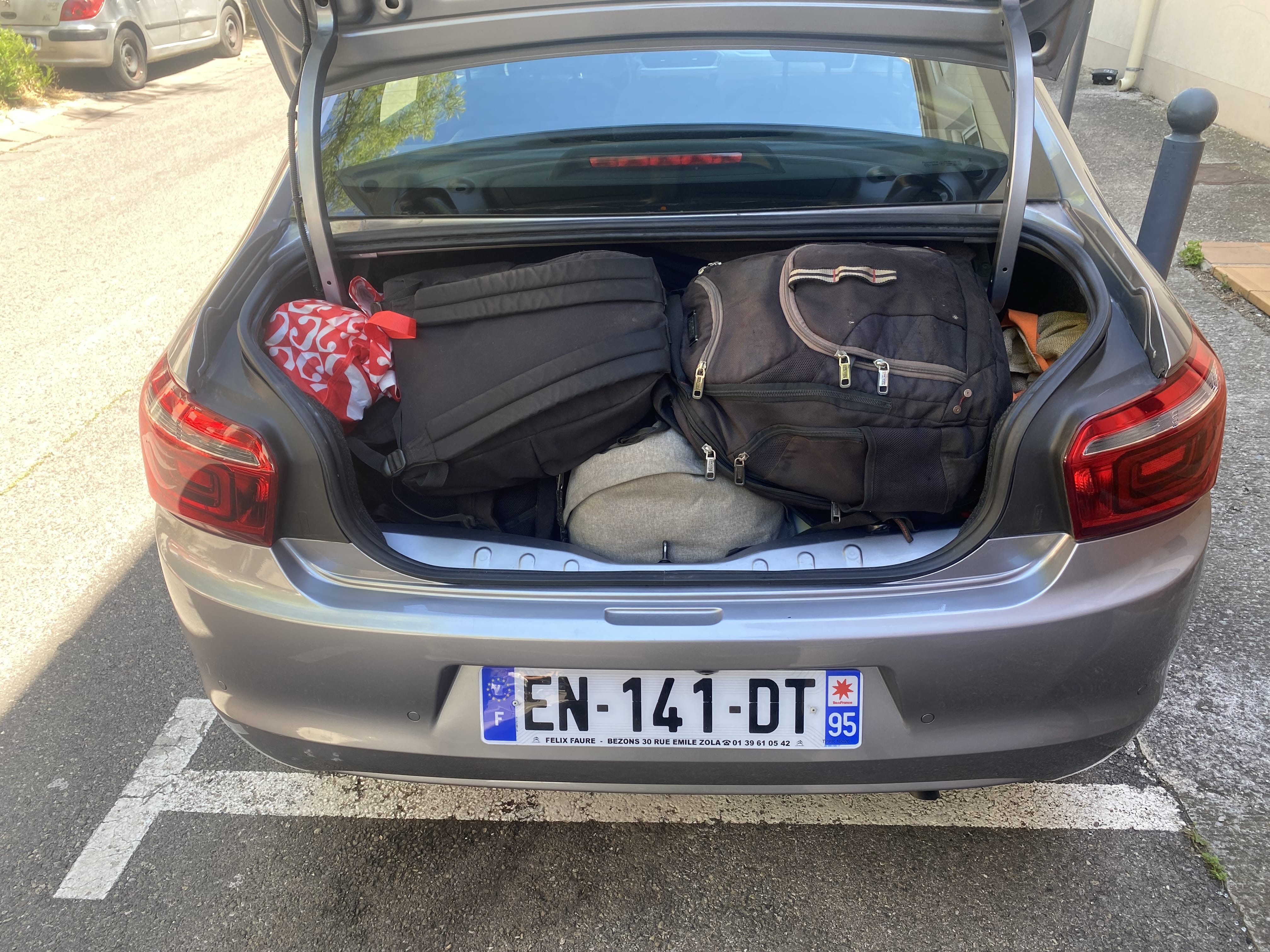 Citroen C-Elysée avec GPS