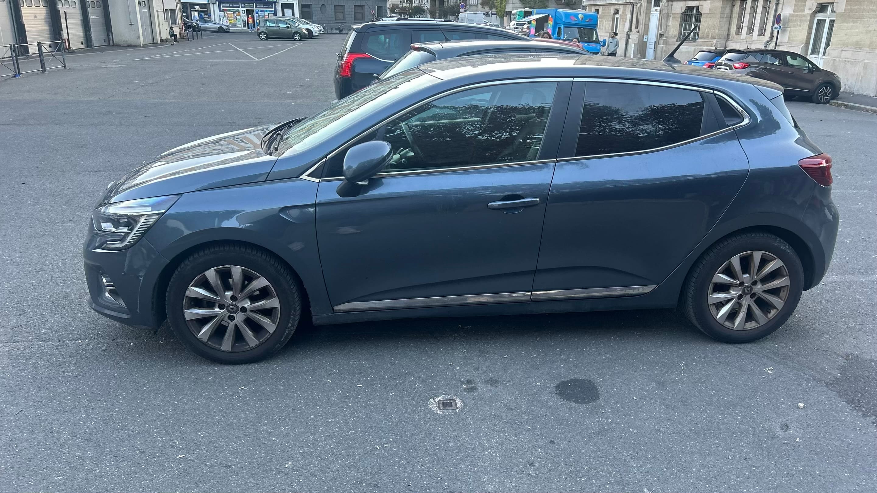 Renault Clio avec Climatisation