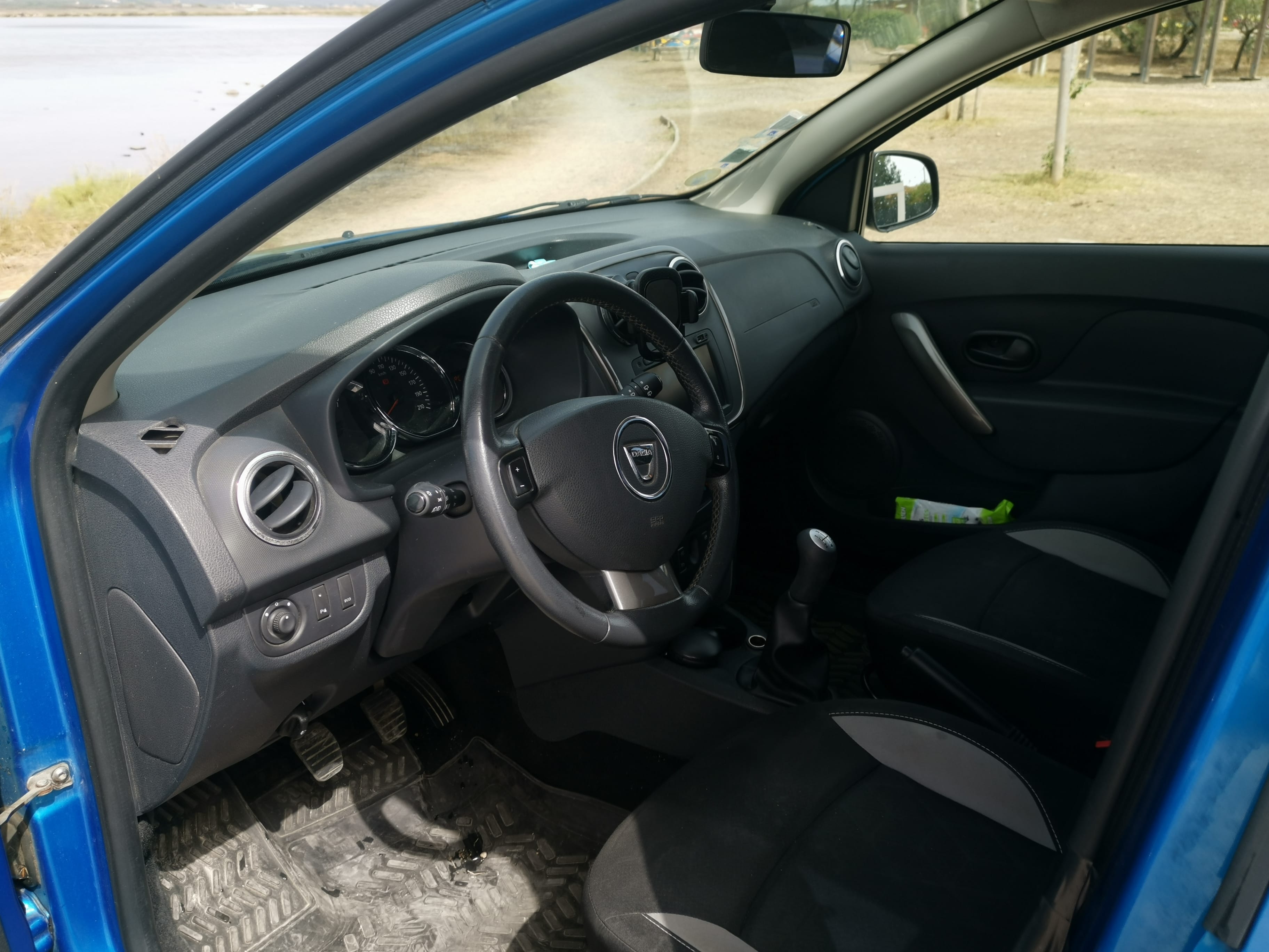 Dacia Sandero Stepway 1.6 HDI avec Entrée audio / iPod