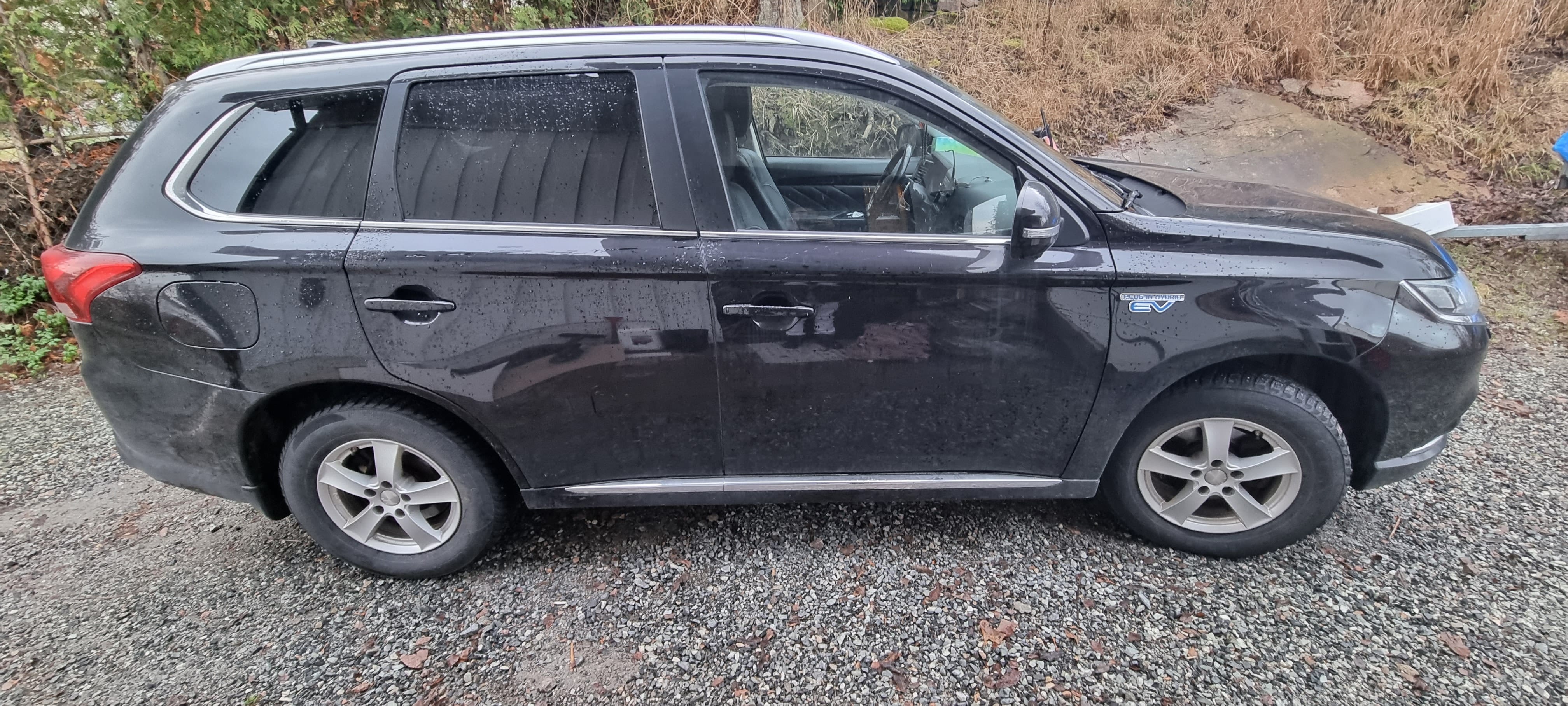 Mitsubishi Outlander PHEV GT med Aircondition