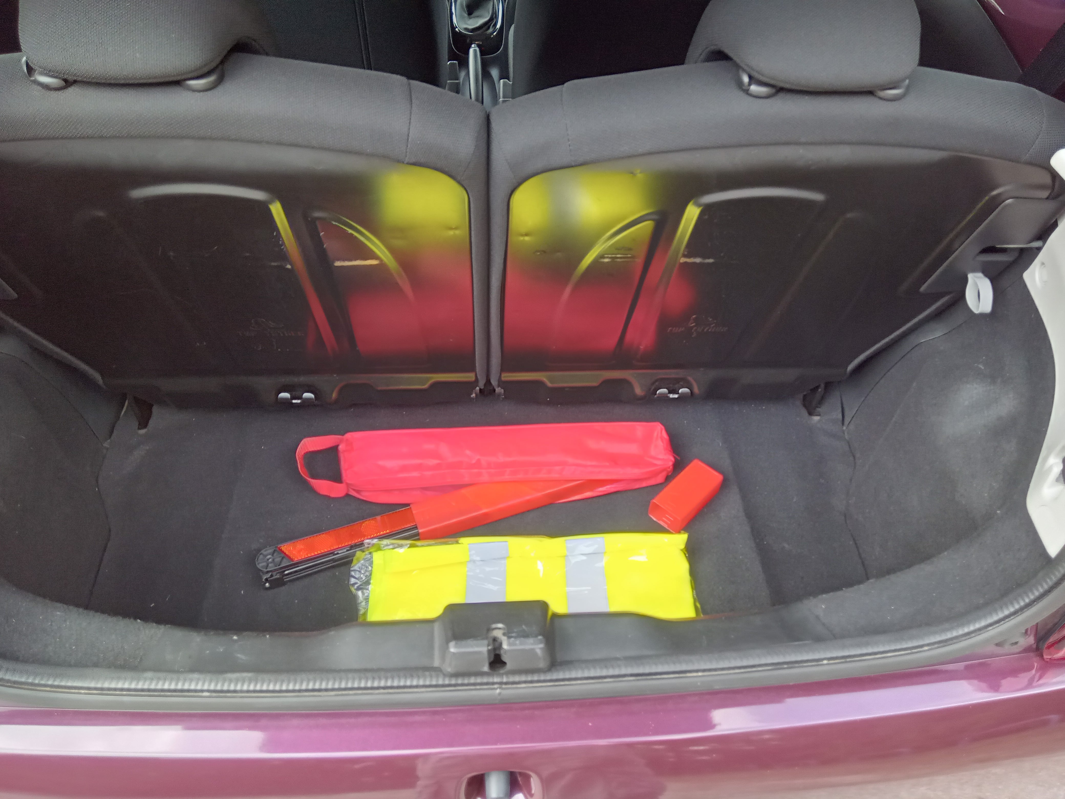 Peugeot 108 avec Entrée audio / iPod