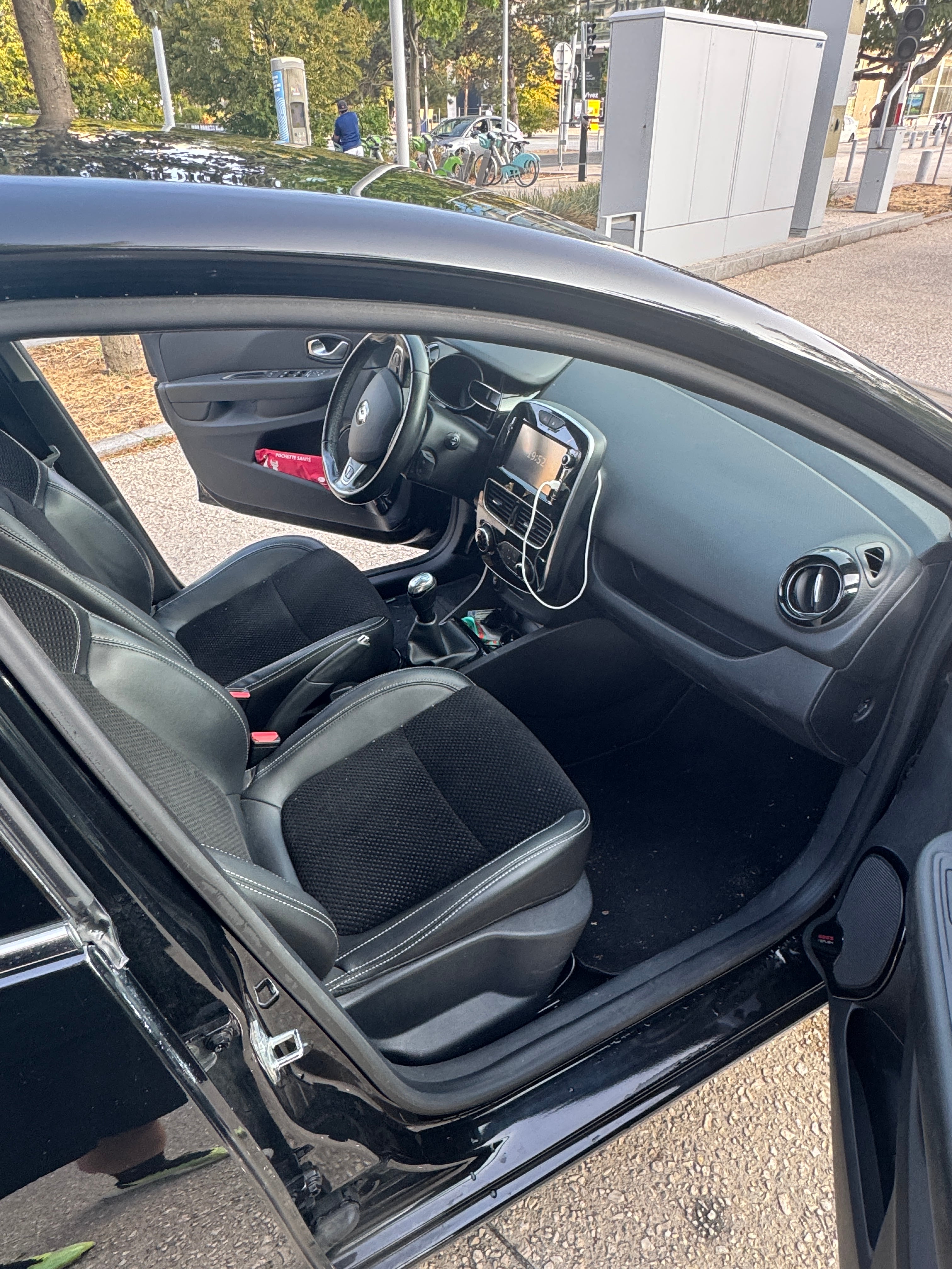 Renault Clio avec Régulateur de vitesse