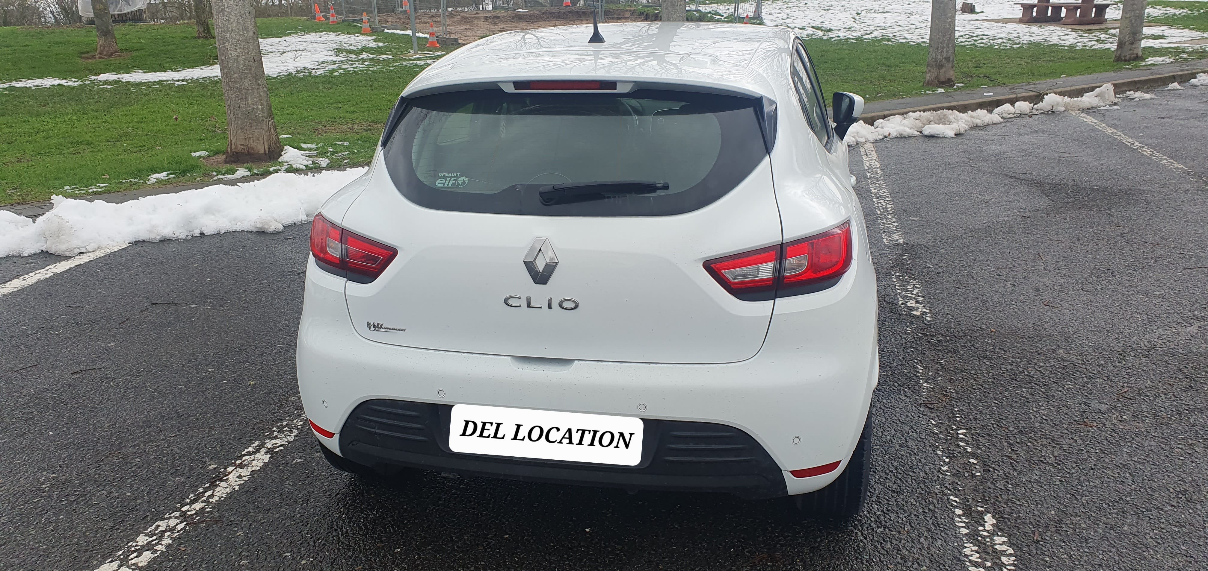 Renault Clio avec Siège bébé
