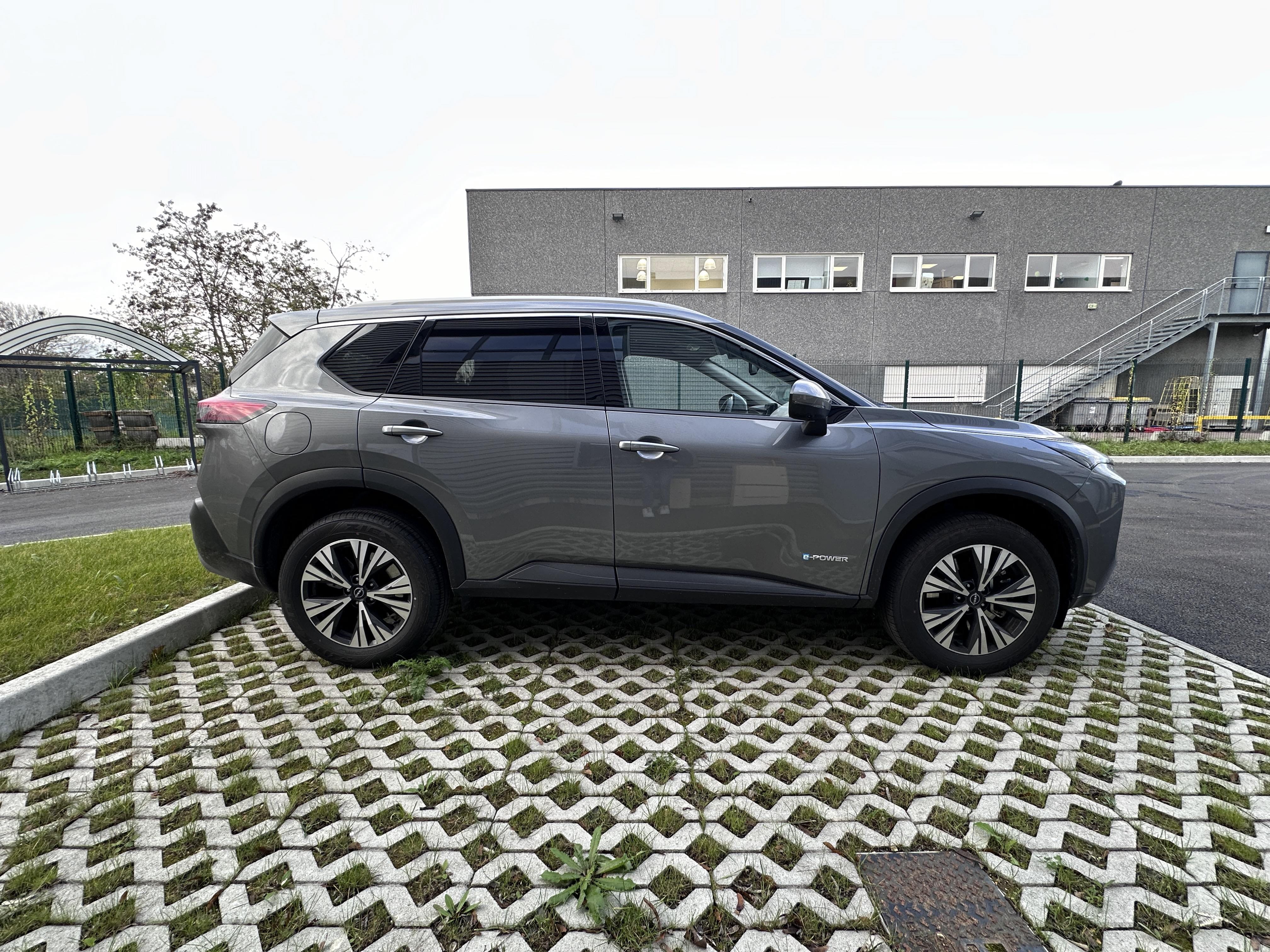 Nissan X-Trail N-CONNECTA E-4ORCE HEV 213CH BVA 7 PLACES avec GPS