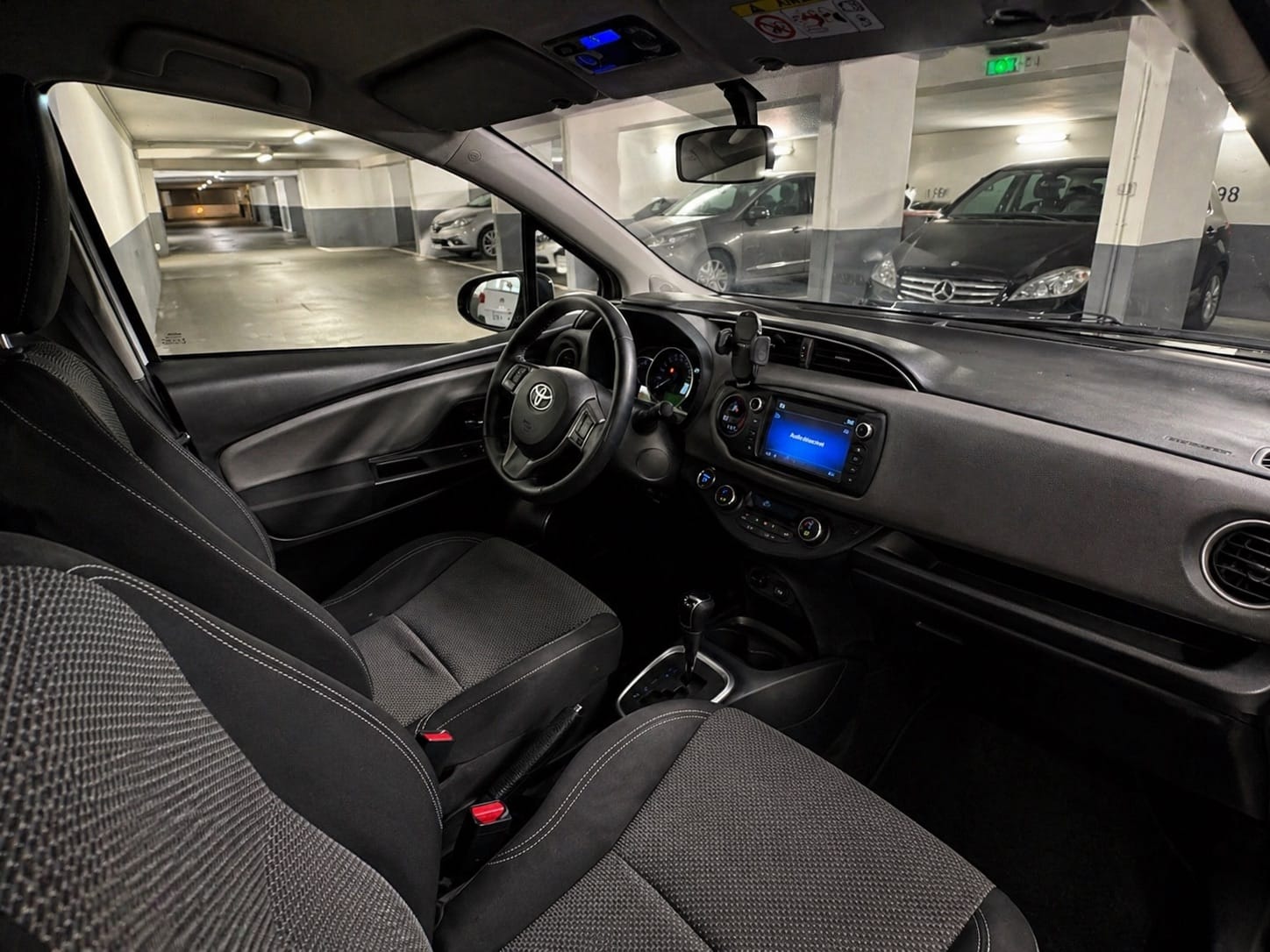 Toyota Yaris Hybride met GPS
