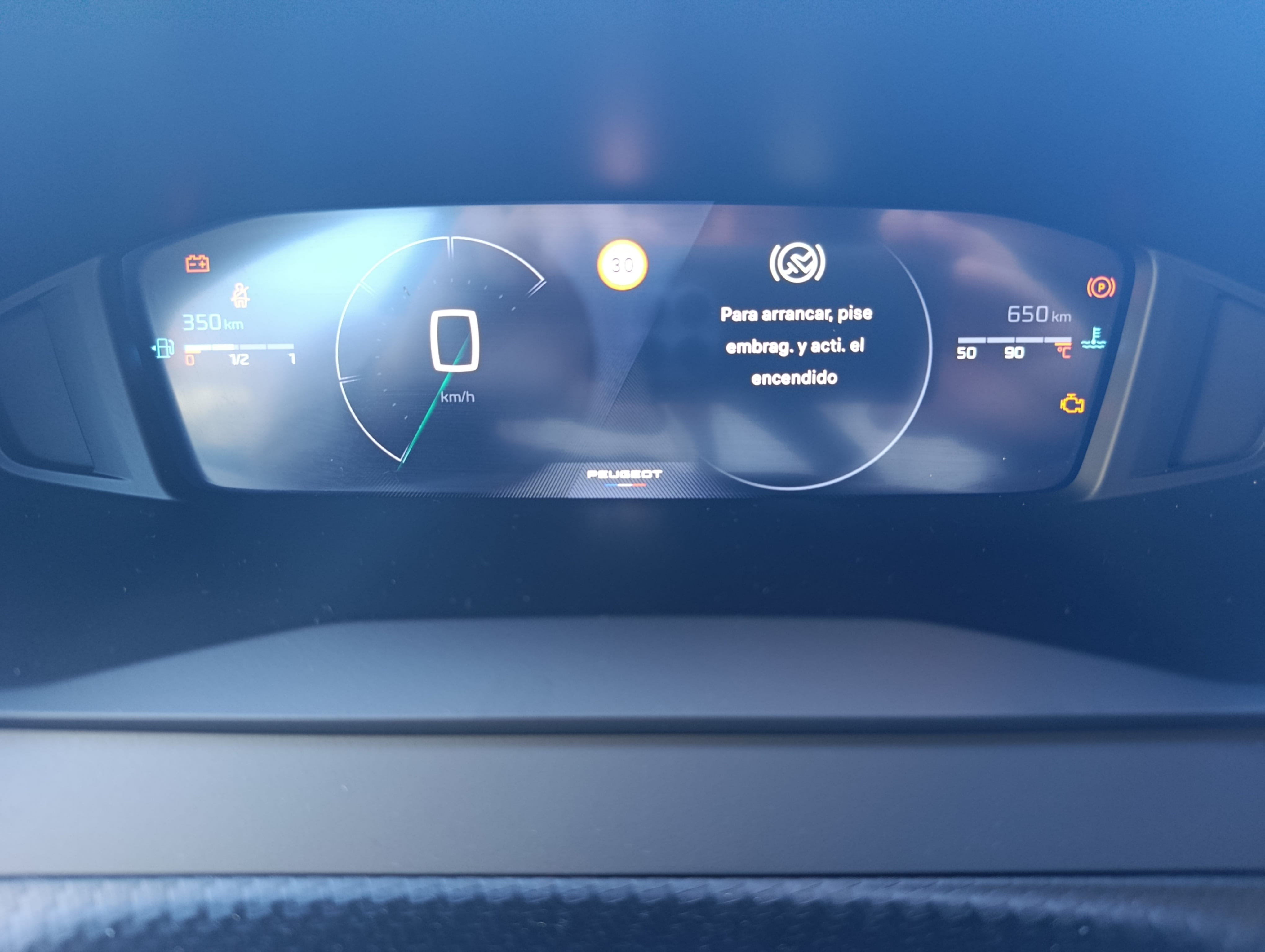 Peugeot 208 con Control de velocidad