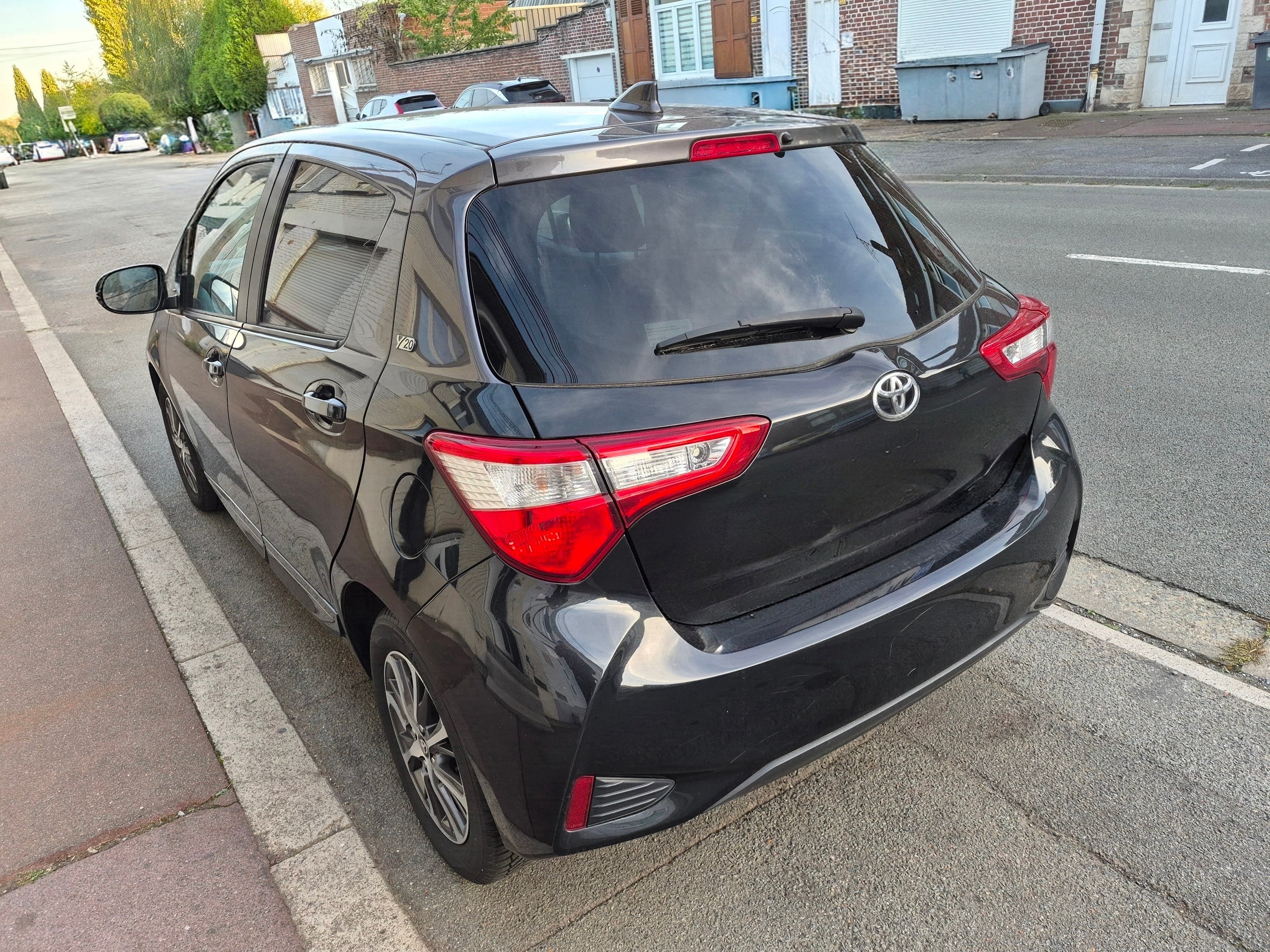 Toyota Yaris avec Climatisation